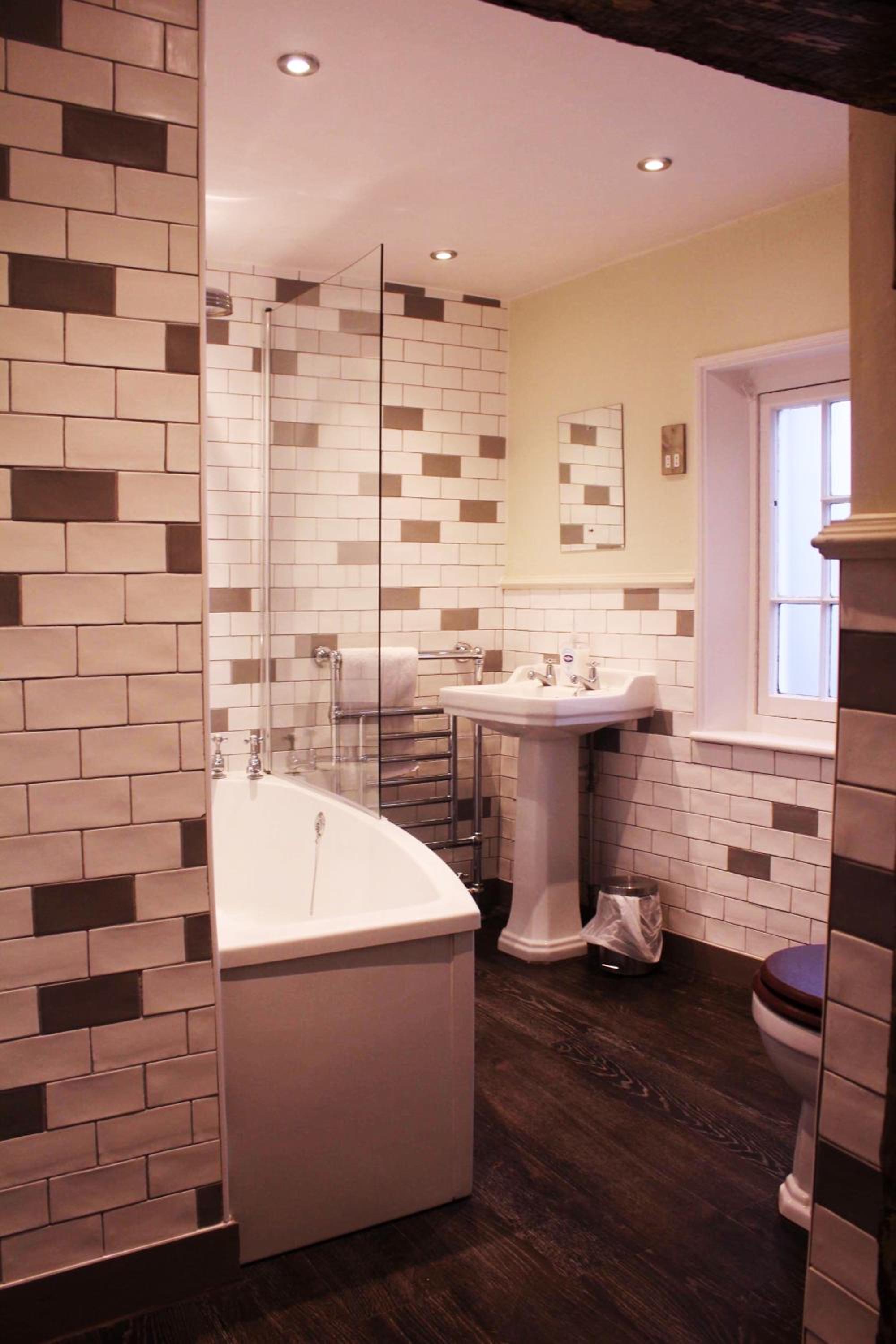 Standard Double or Twin Room photo 3