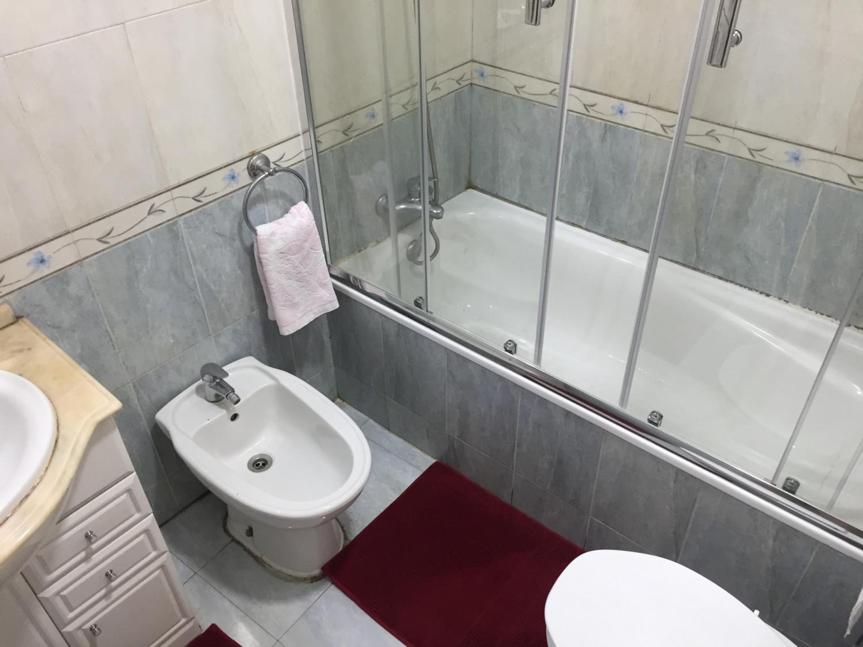 Double Room - Photo 6