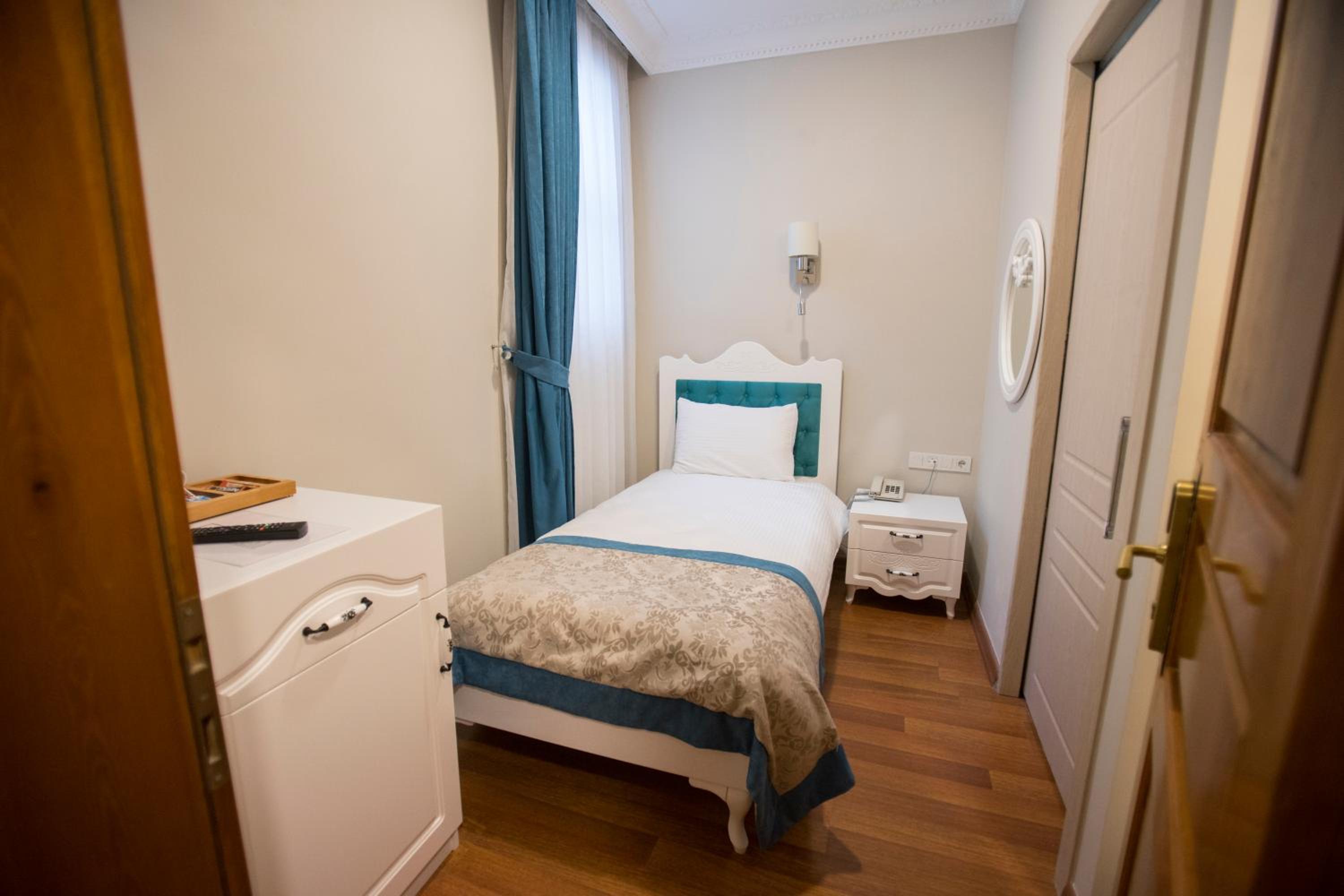 Standard Single Room photo 2