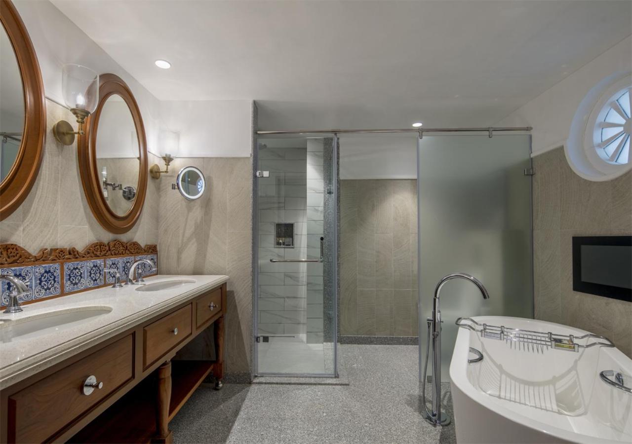 Indulgence Villa Room with Plunge Pool King Bed  - Photo 8