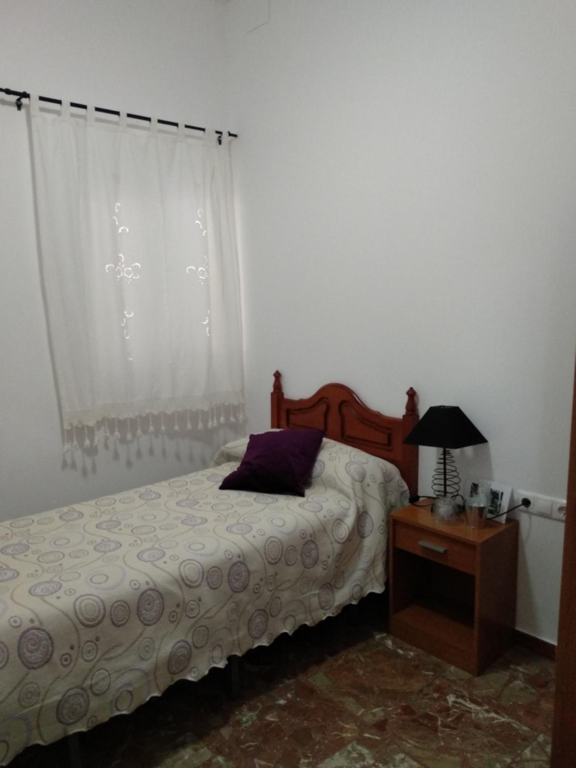 Habitación individual con baño privado
