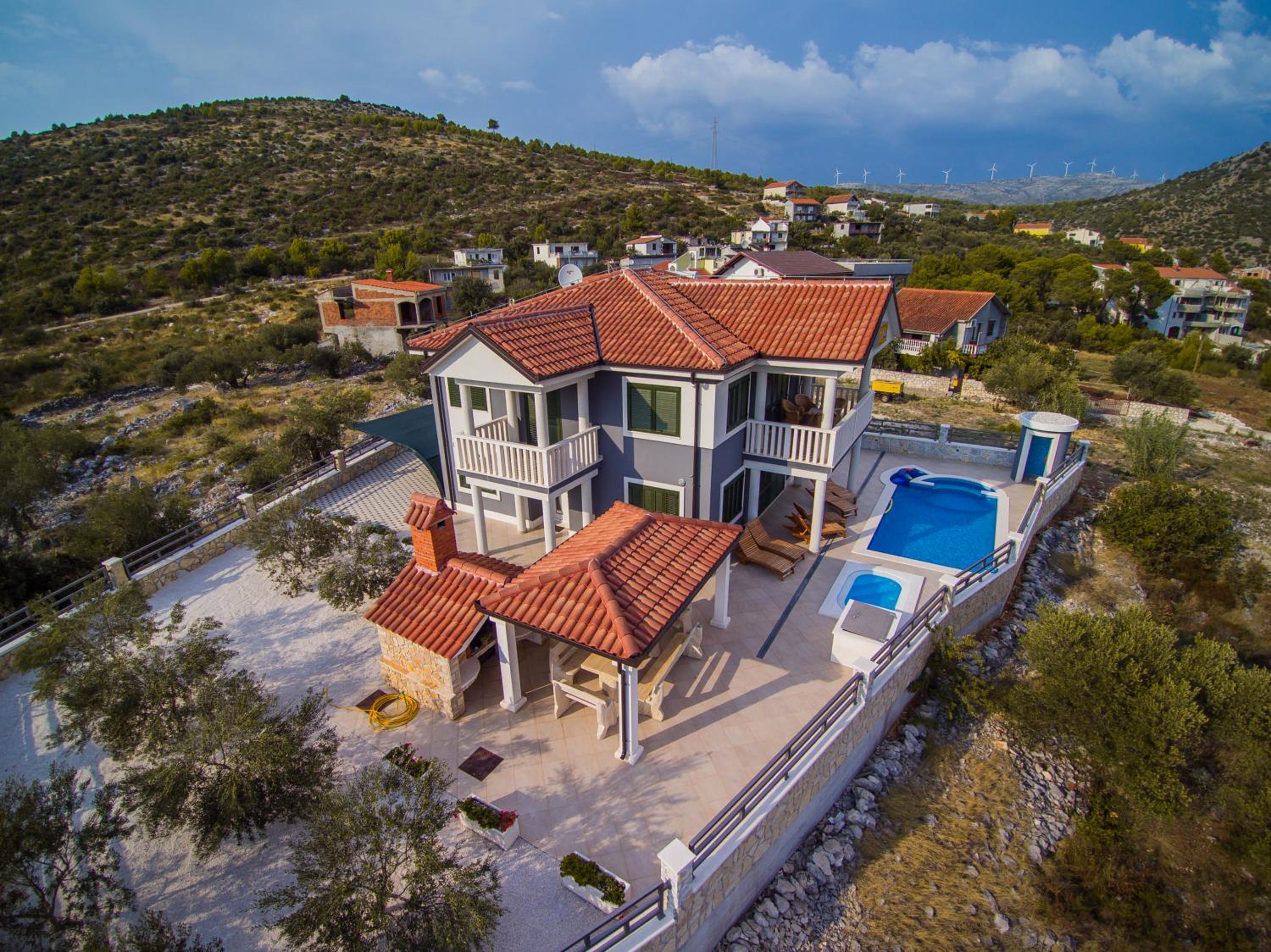 Deluxe Villa photo 2
