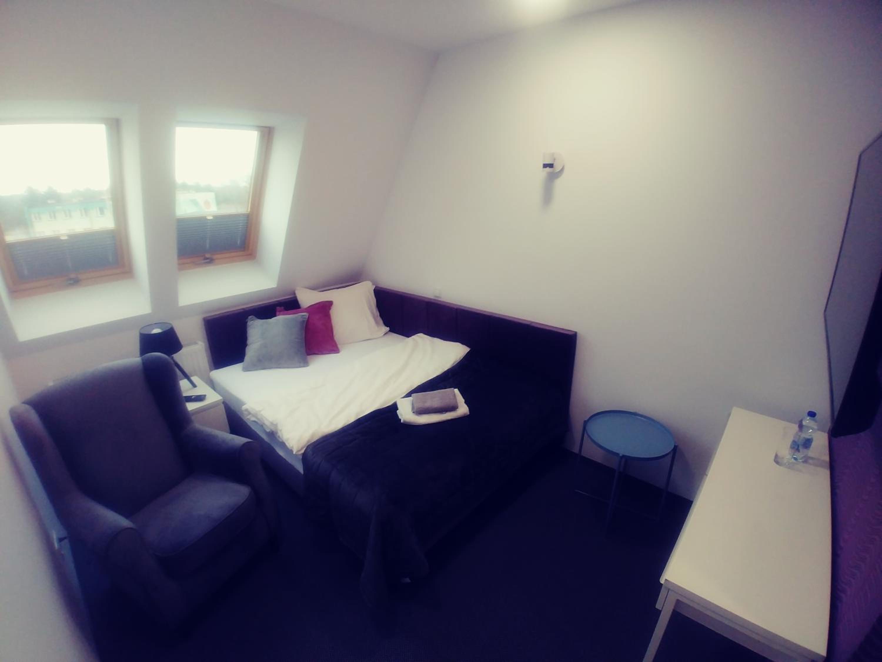 Single Room photo 3