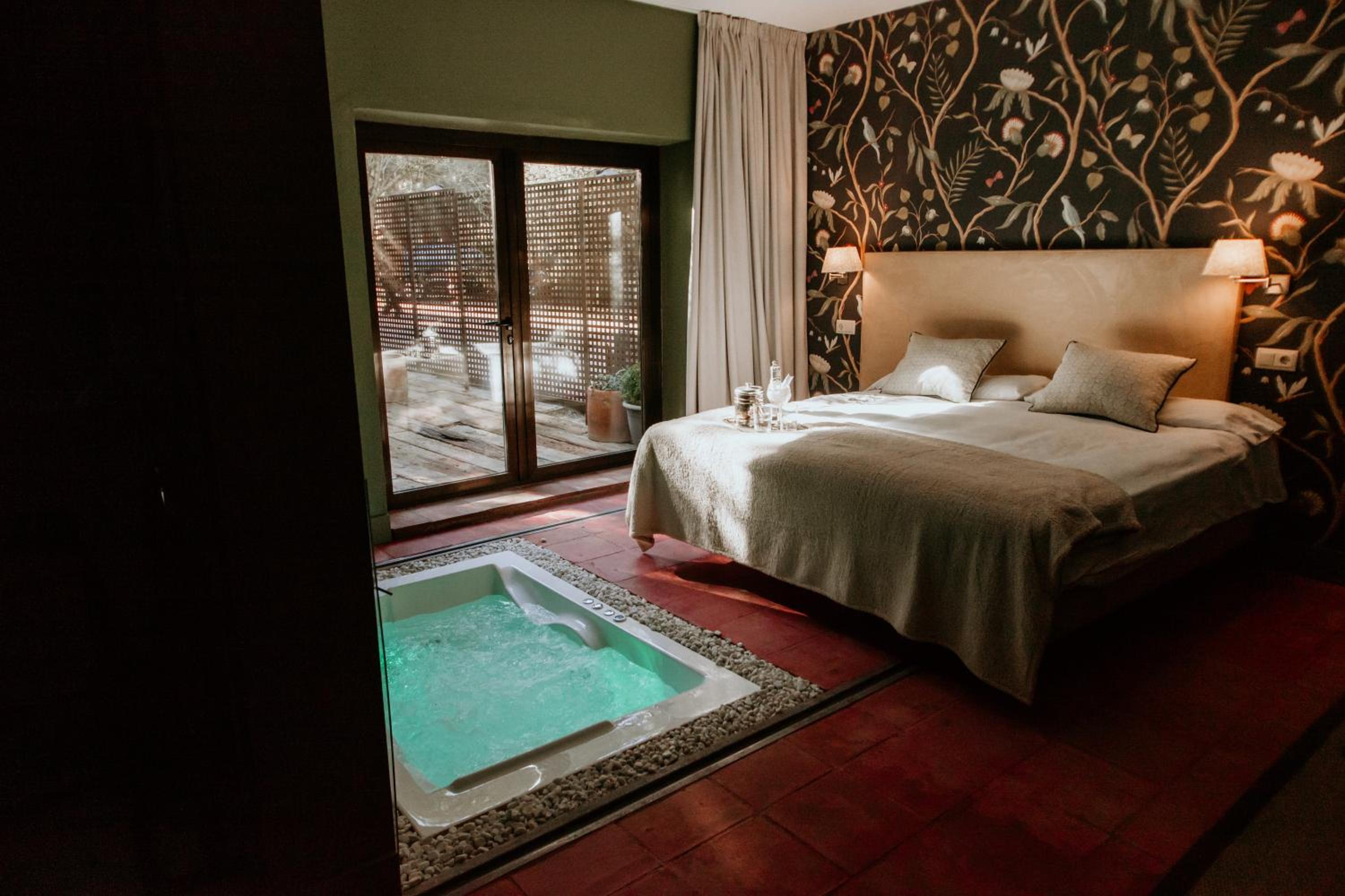Chambre Double avec Baignoire Spa
