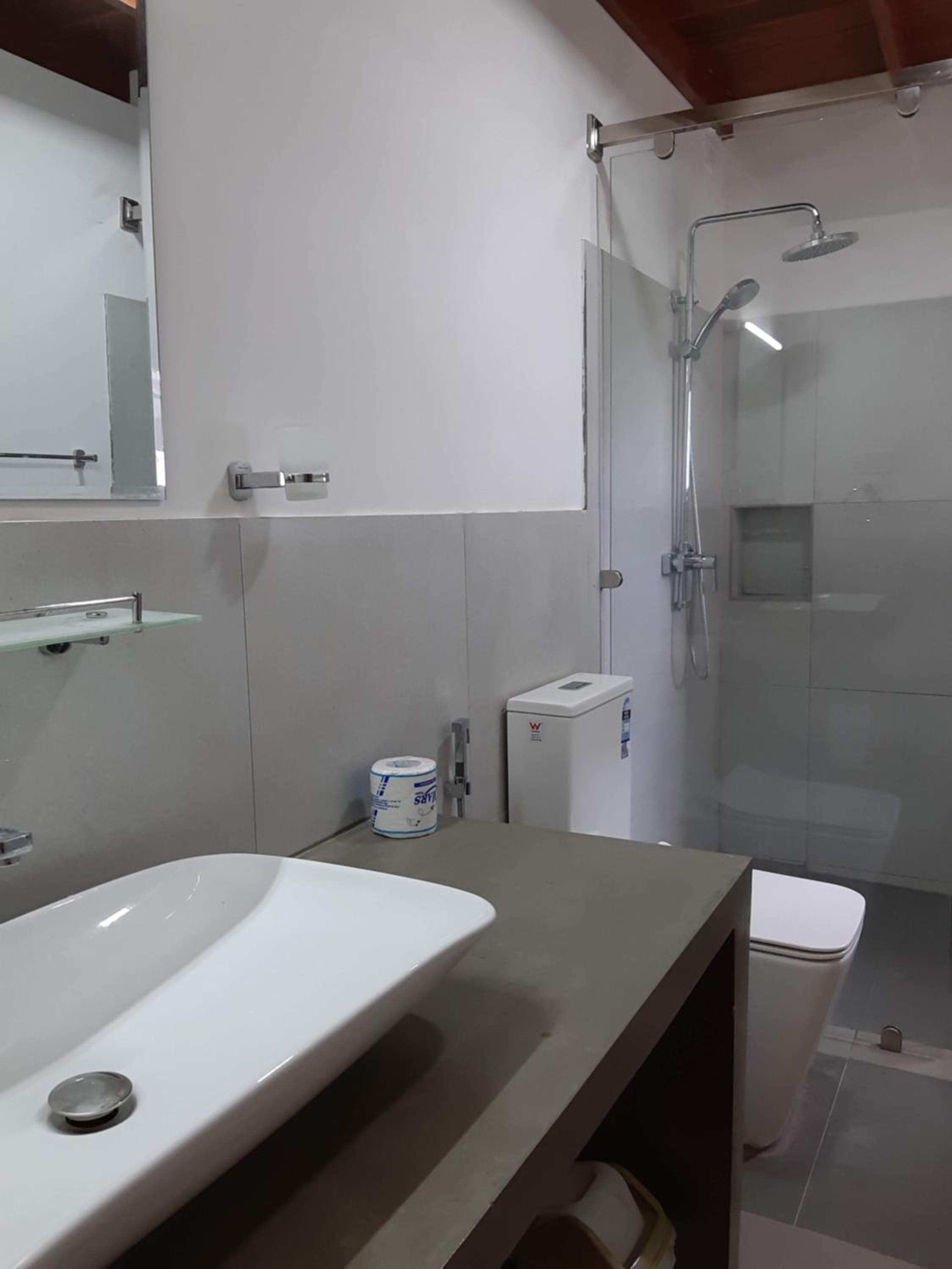 Deluxe Triple Room with Balcony & Sea View photo 2