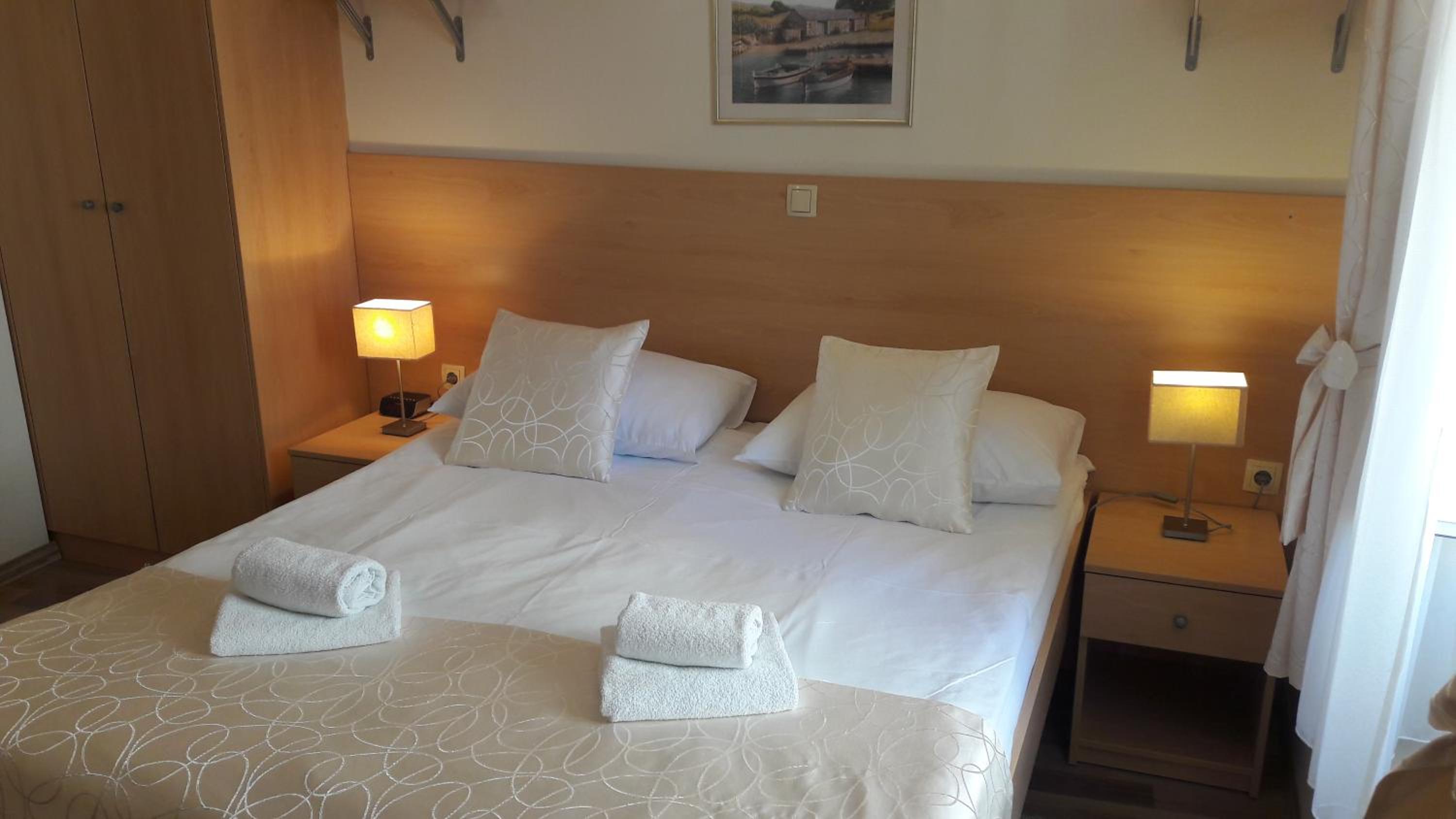 Double or Twin Room with City View