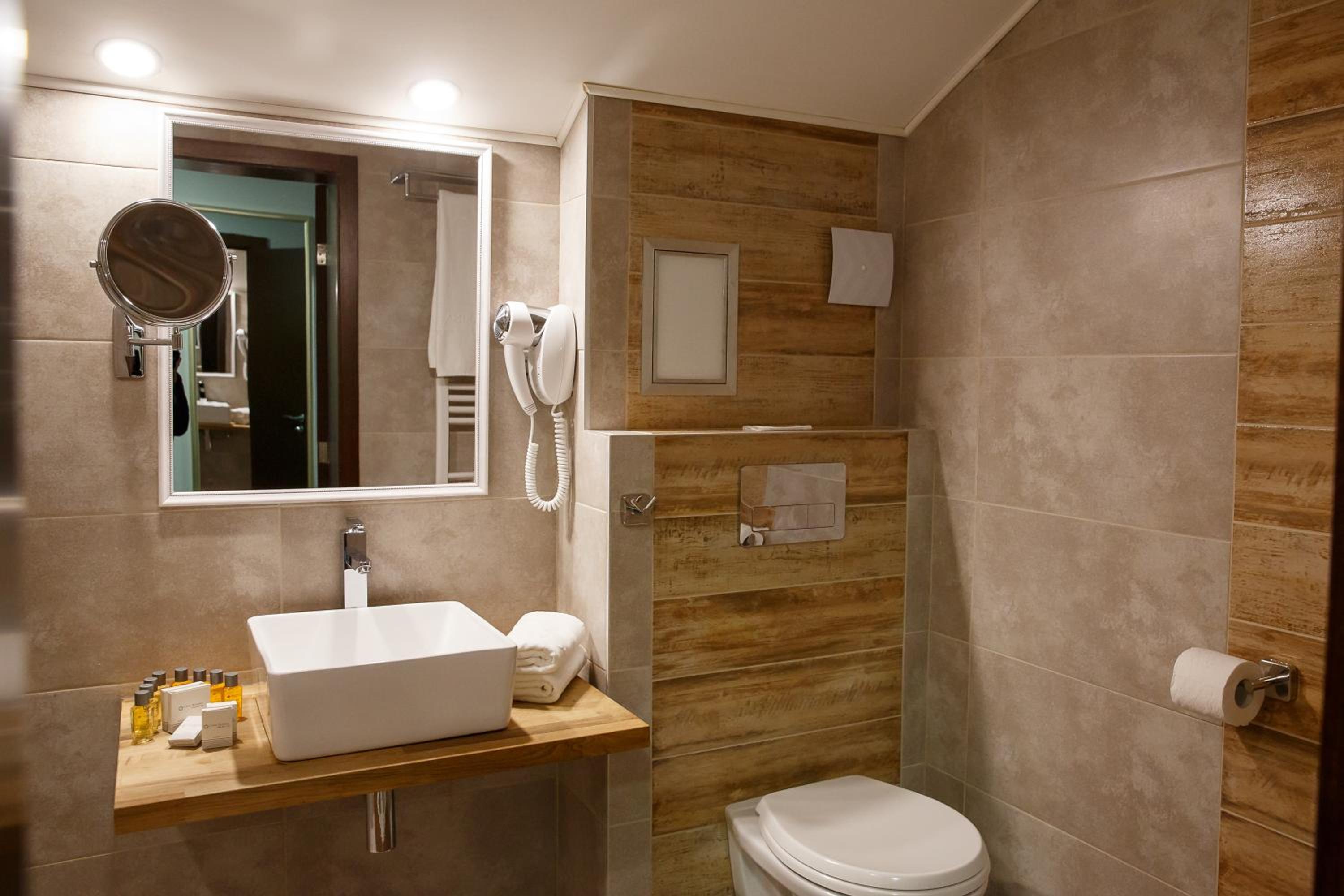 Two-Bedroom Apartment Lux photo 2
