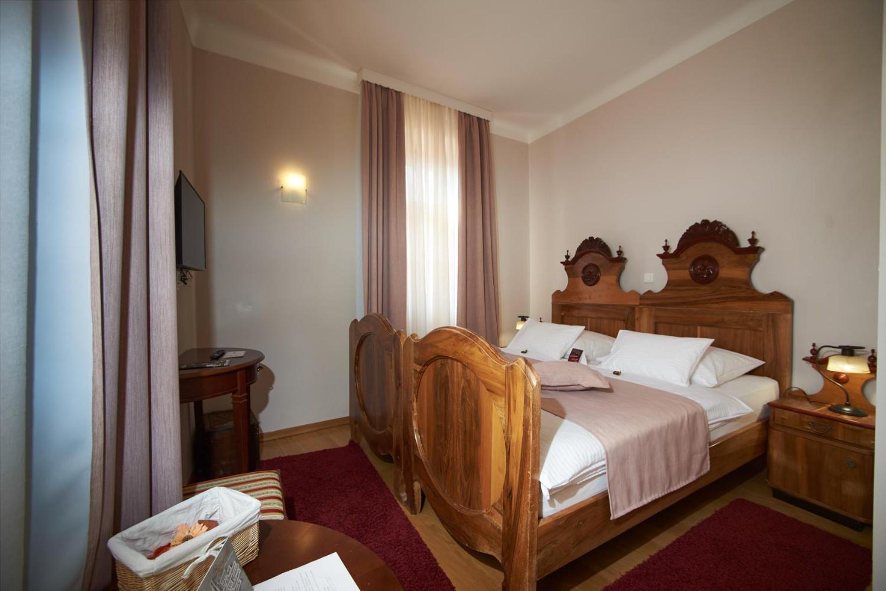 Vintage Double Room photo 1