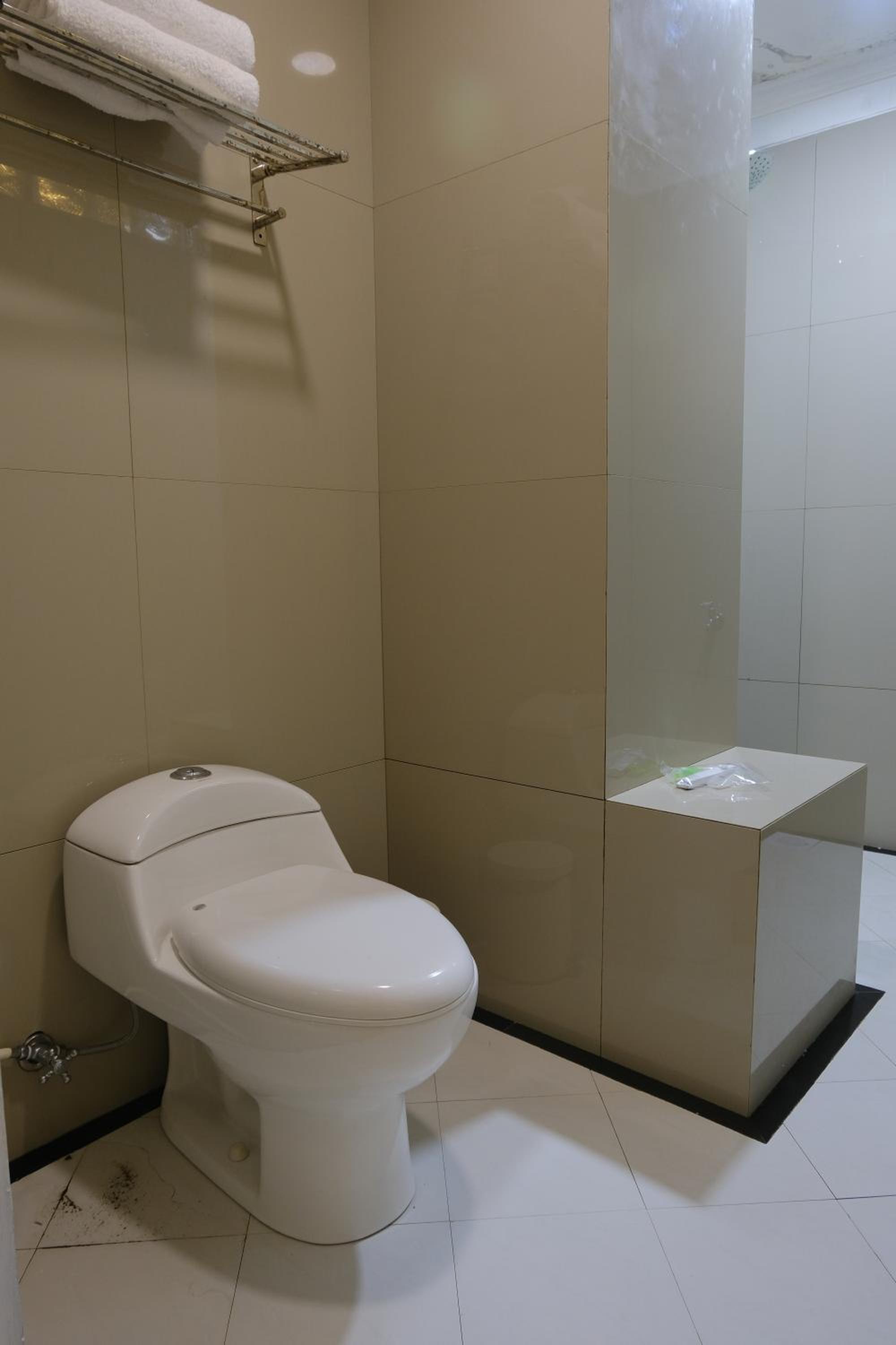 Deluxe Room - Photo 2