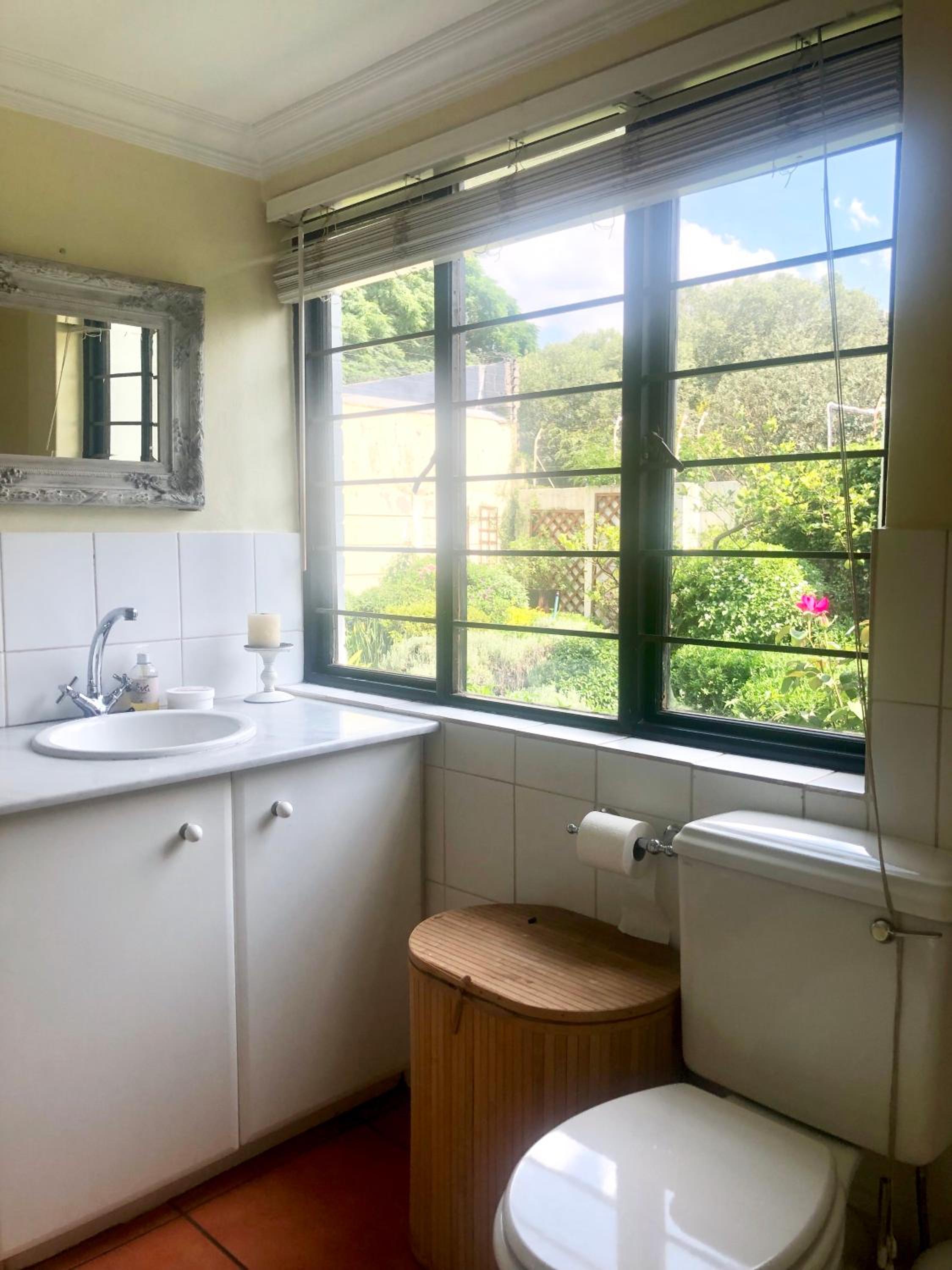 King Room with Garden View photo 2