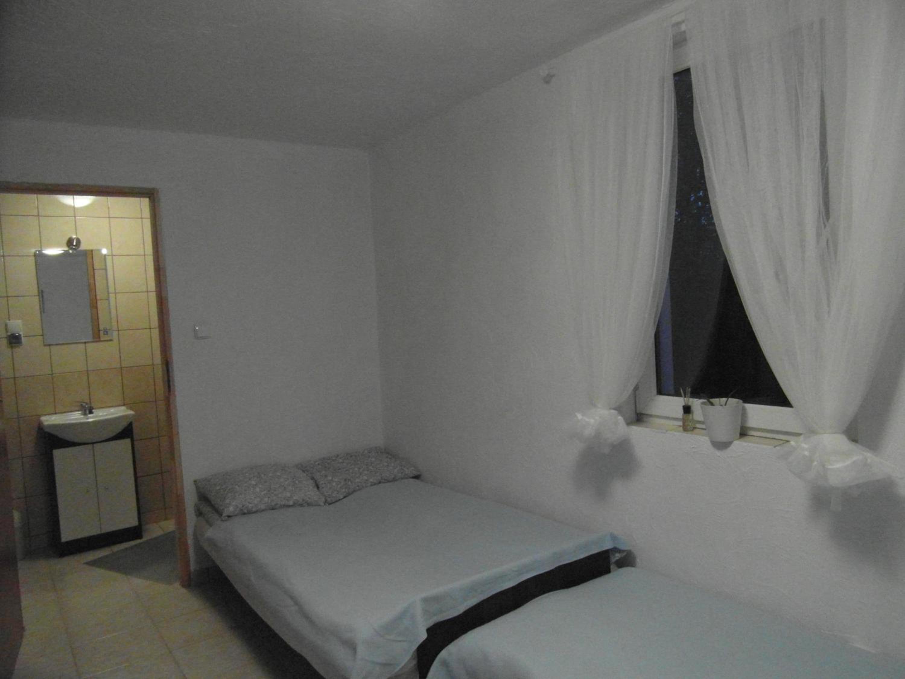 Chalet (4 Adults) photo 1