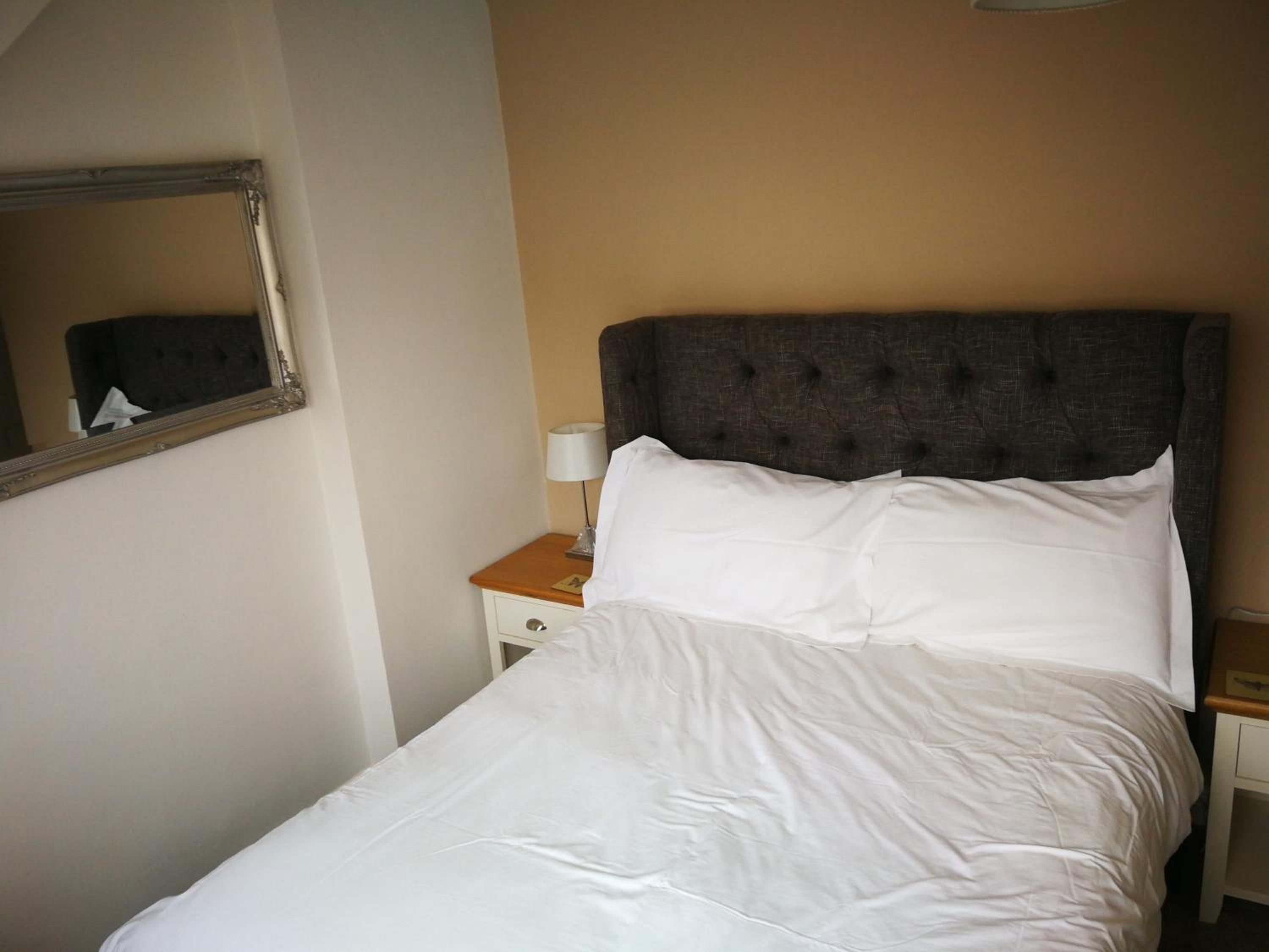 Small Double Room photo 1