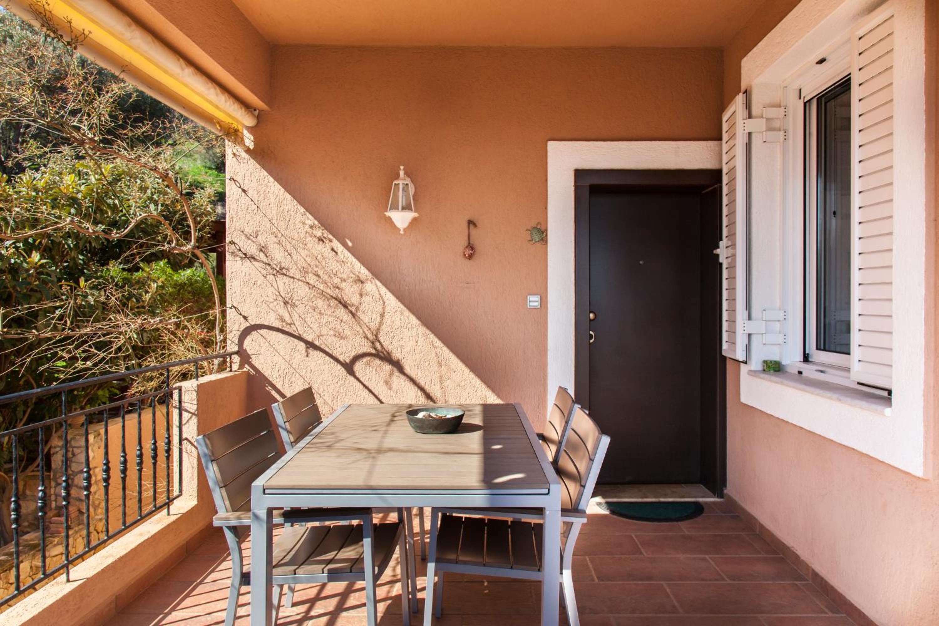 Villa with Sea View photo 3