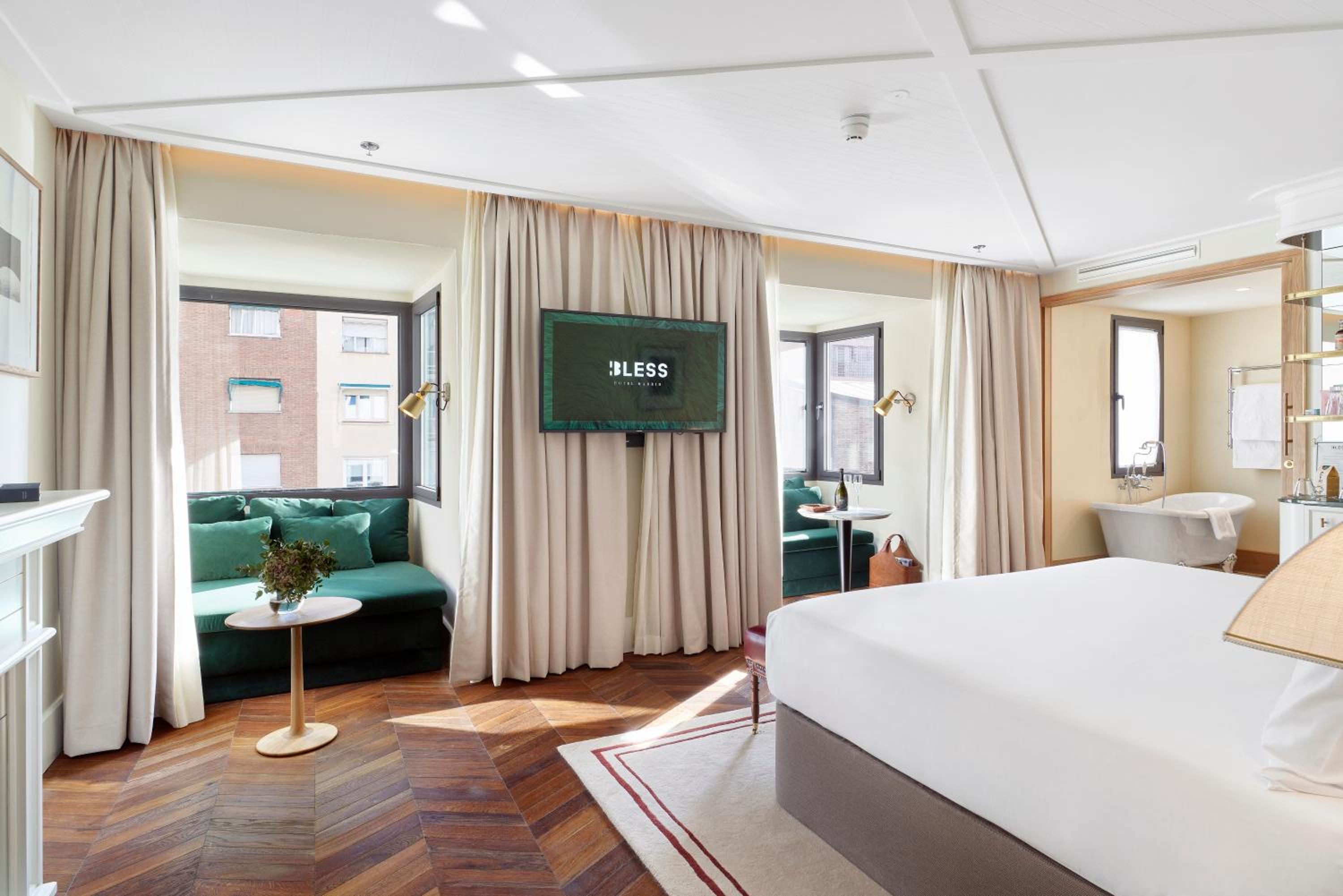 Premium Room - Photo 2