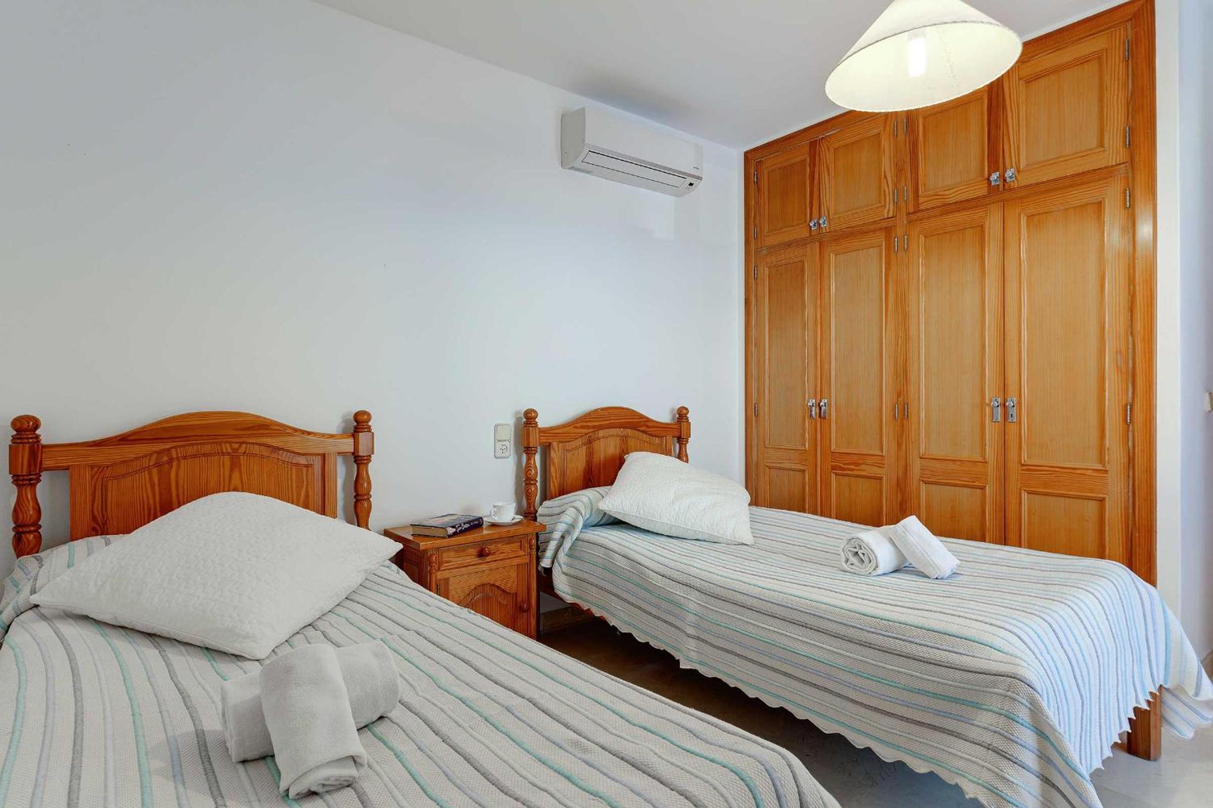 Villa de Cuatro Habitaciones