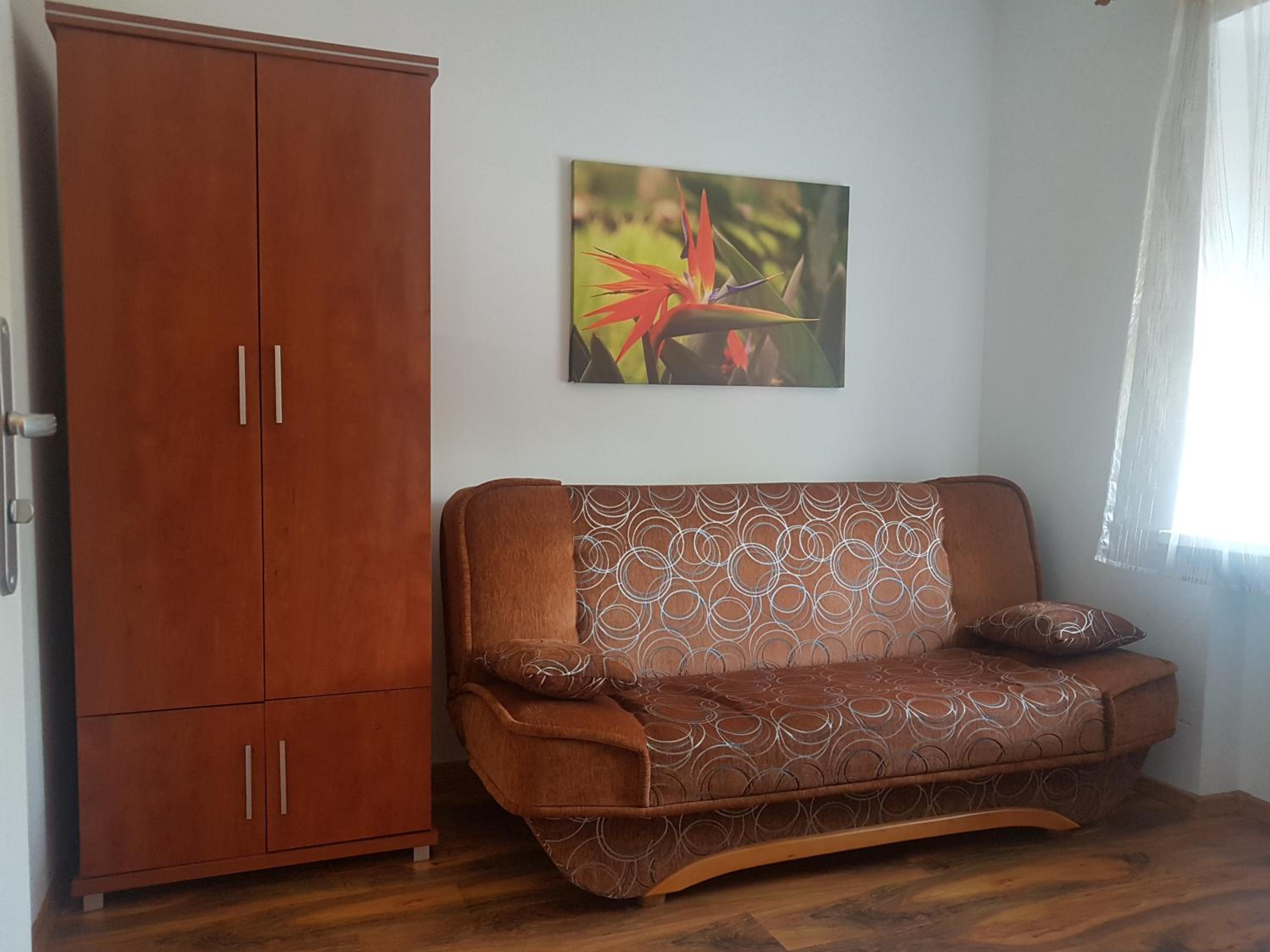 Small Double Room - Photo 1