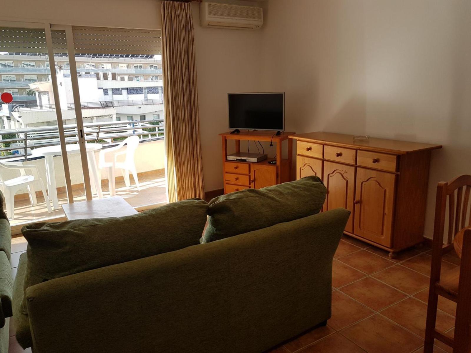 Apartamento Superior de Dos Dormitorios con Vista a la Piscina