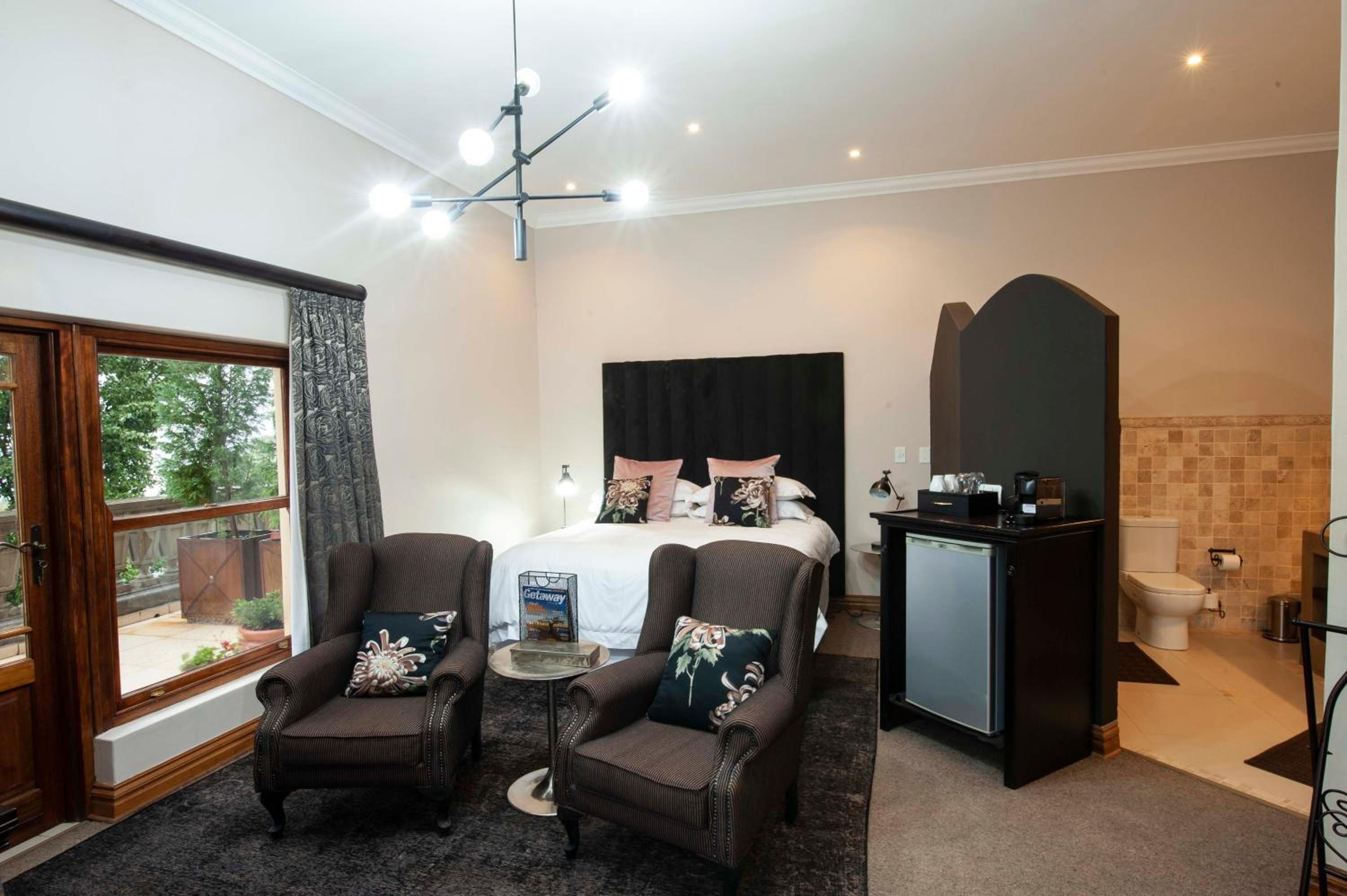 Superior King Room