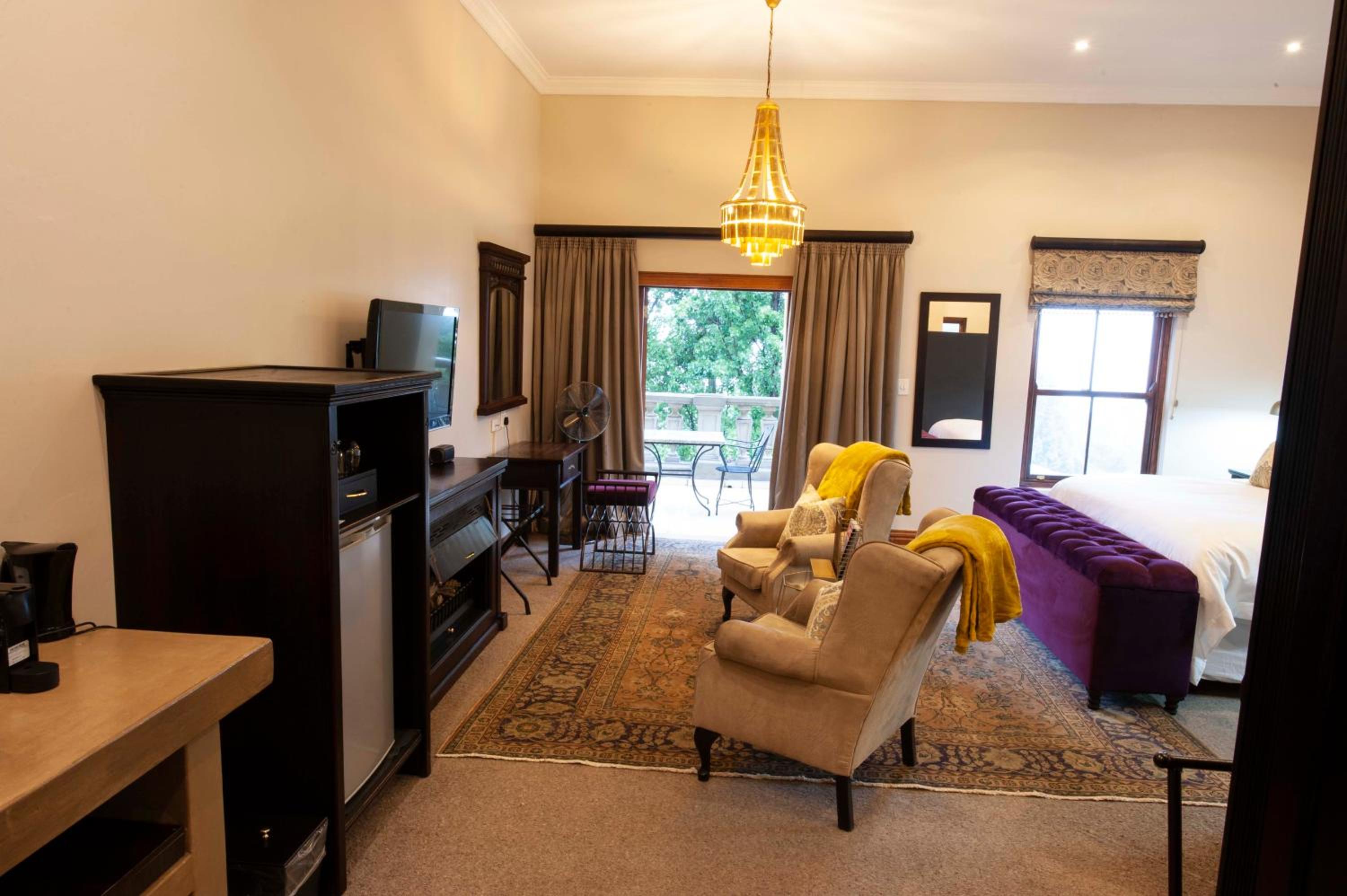 Suite with Spa Bath