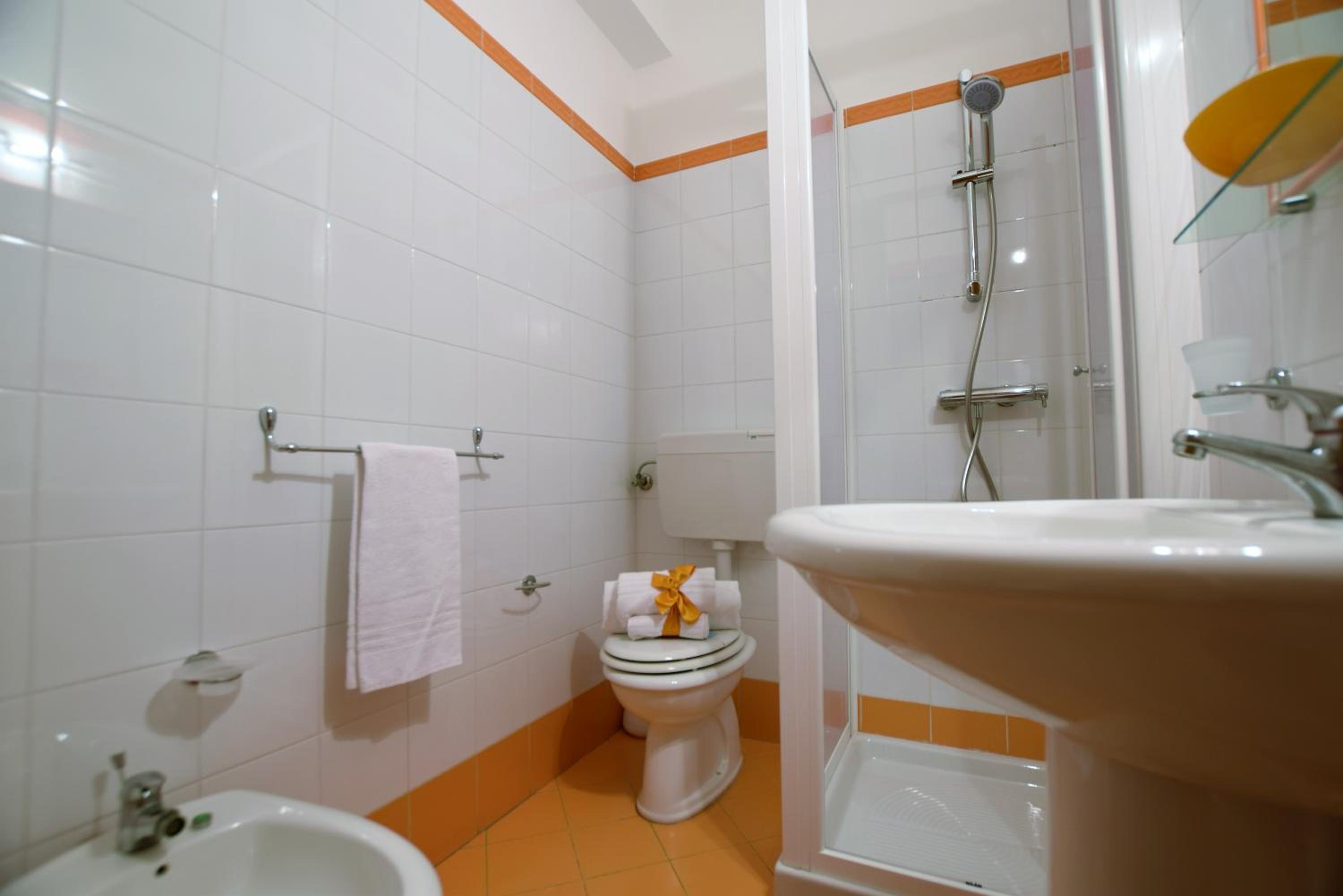 Double Room with Balcony photo 2