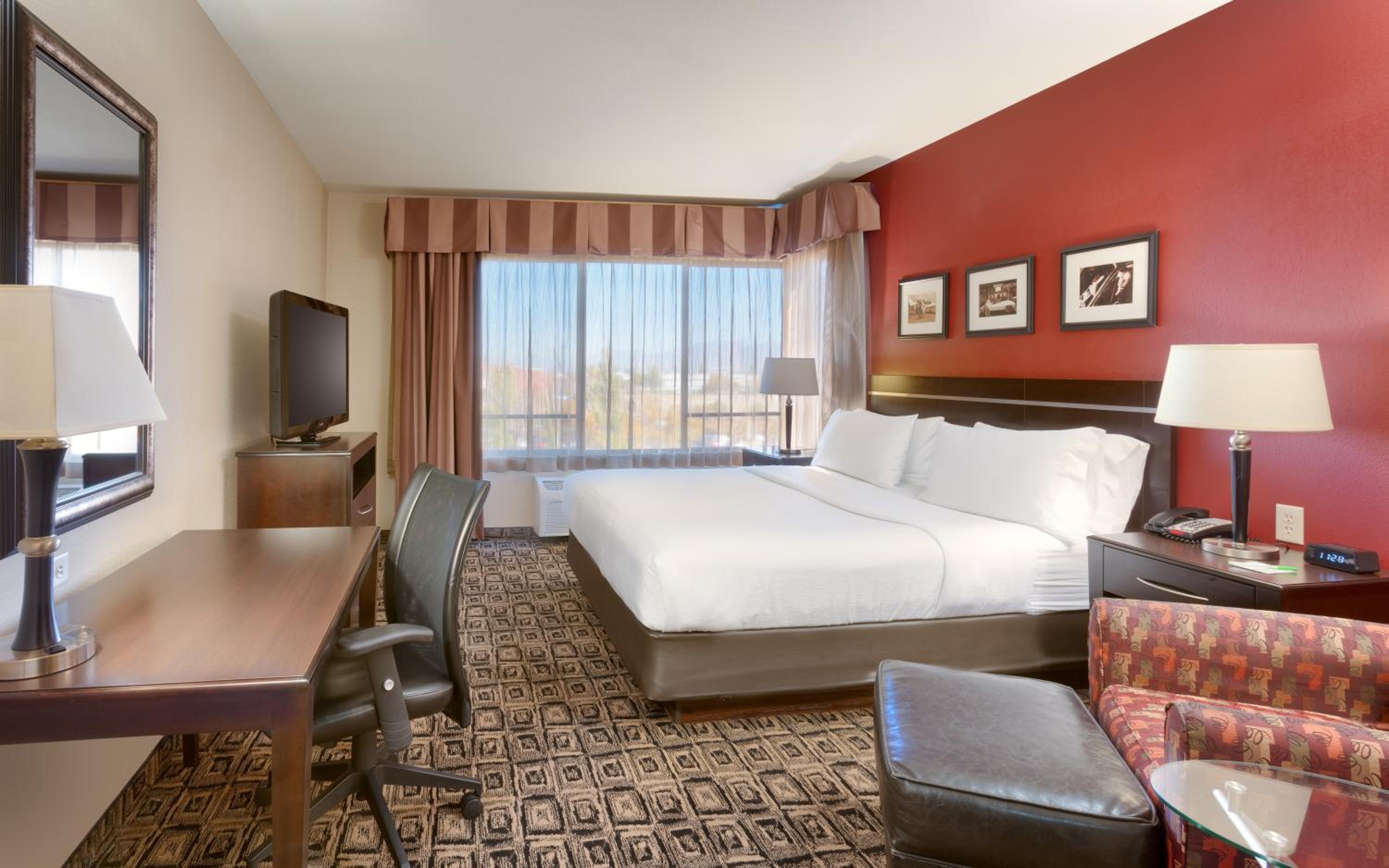 Premium King Room