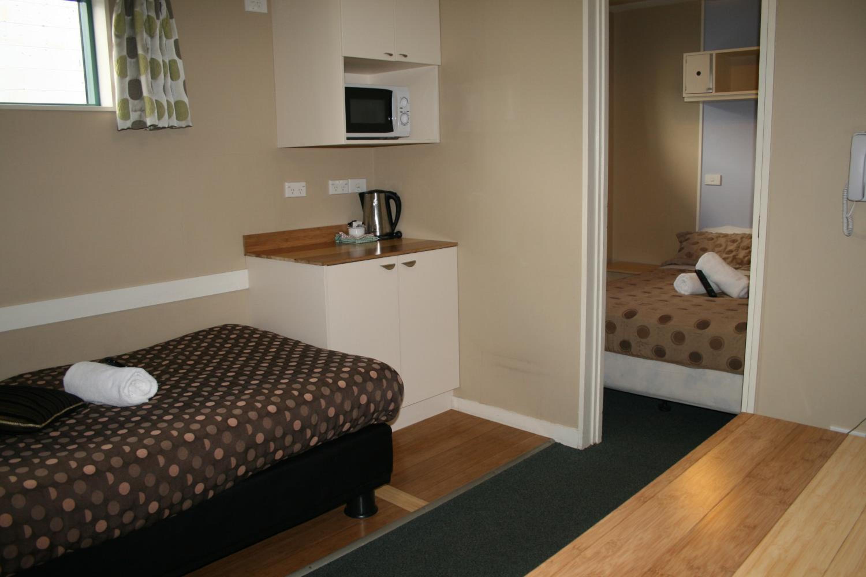One-Bedroom Family Apartment - Photo 8