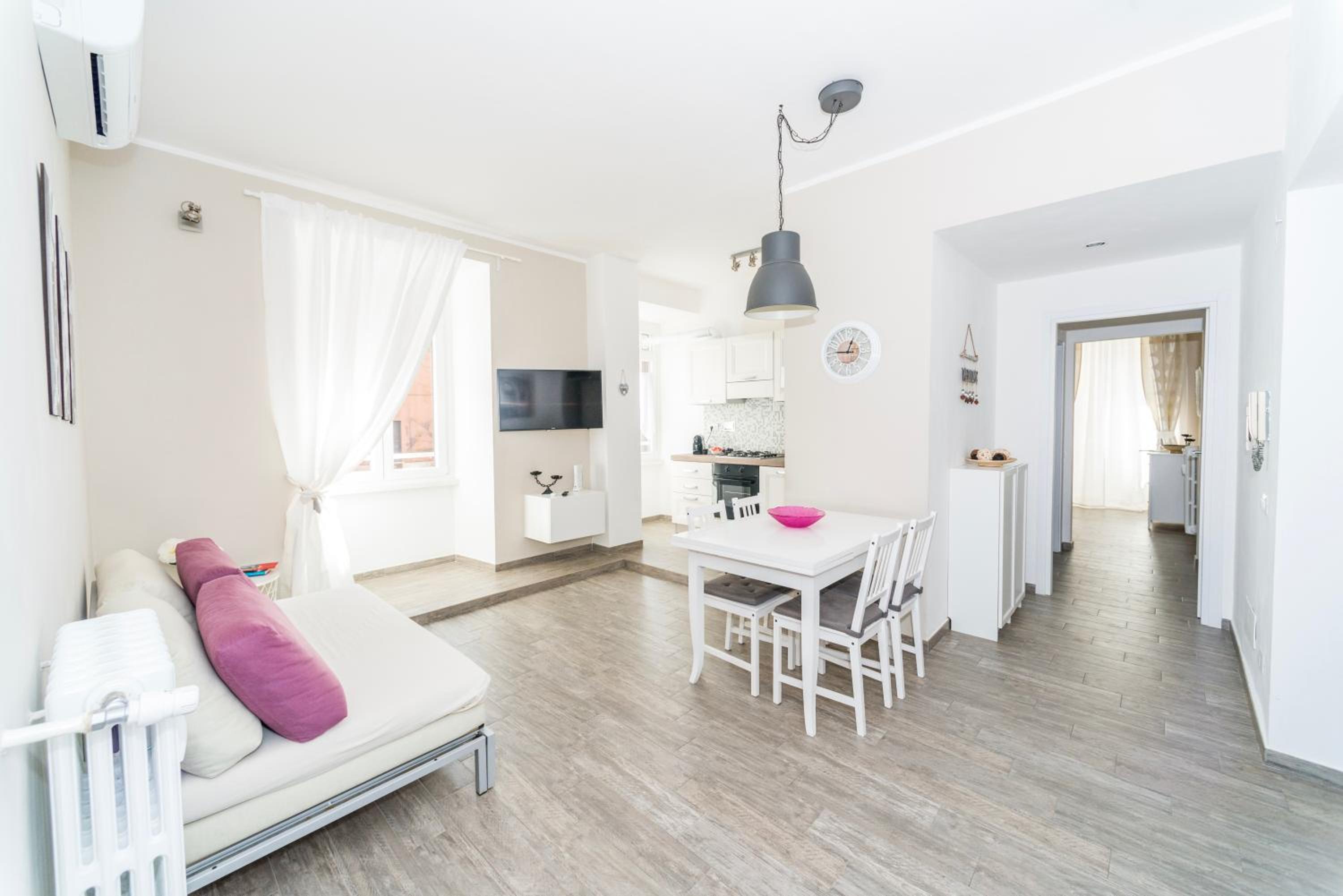 Deluxe Apartment