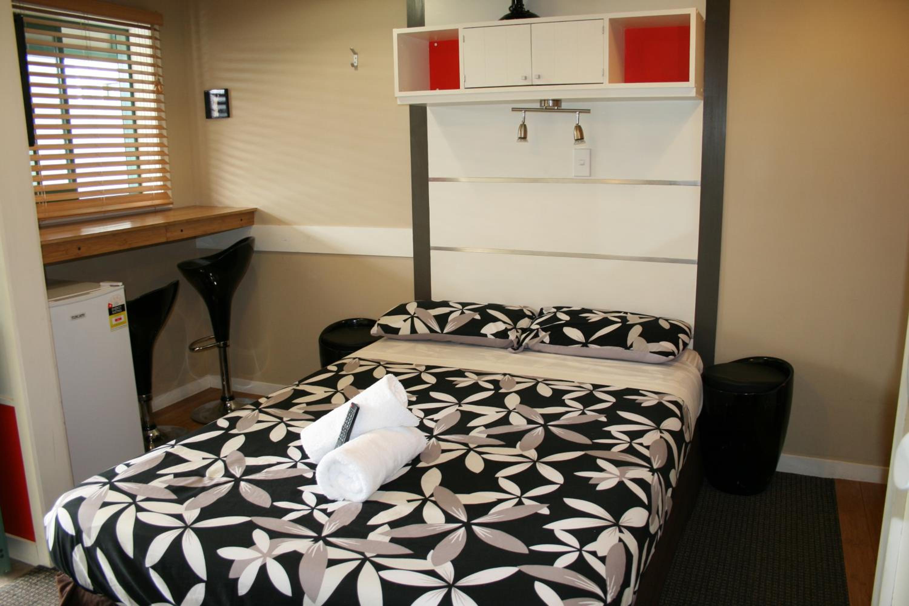 Double Bunk Studio - Photo 10