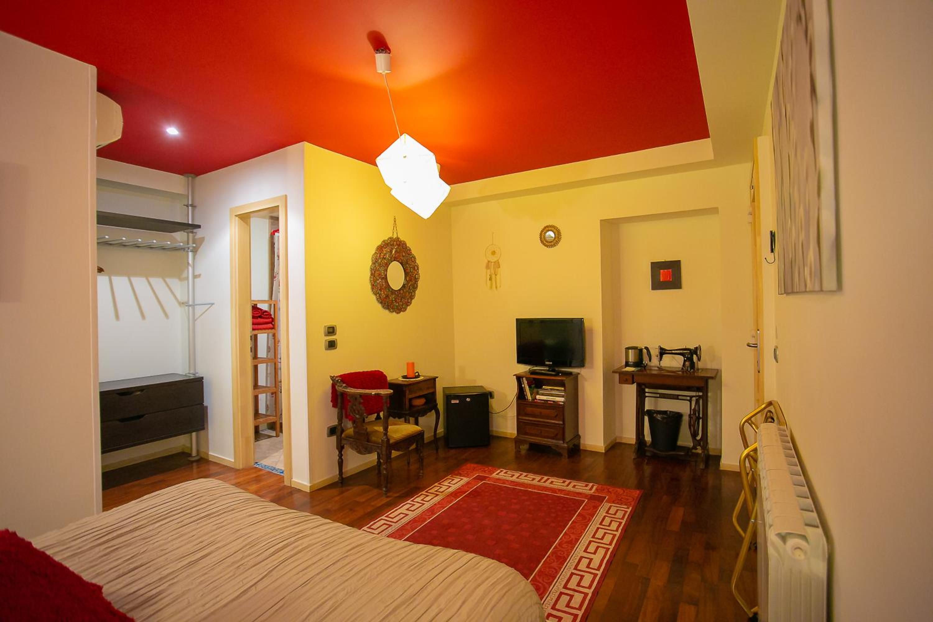 Double Room - Photo 3