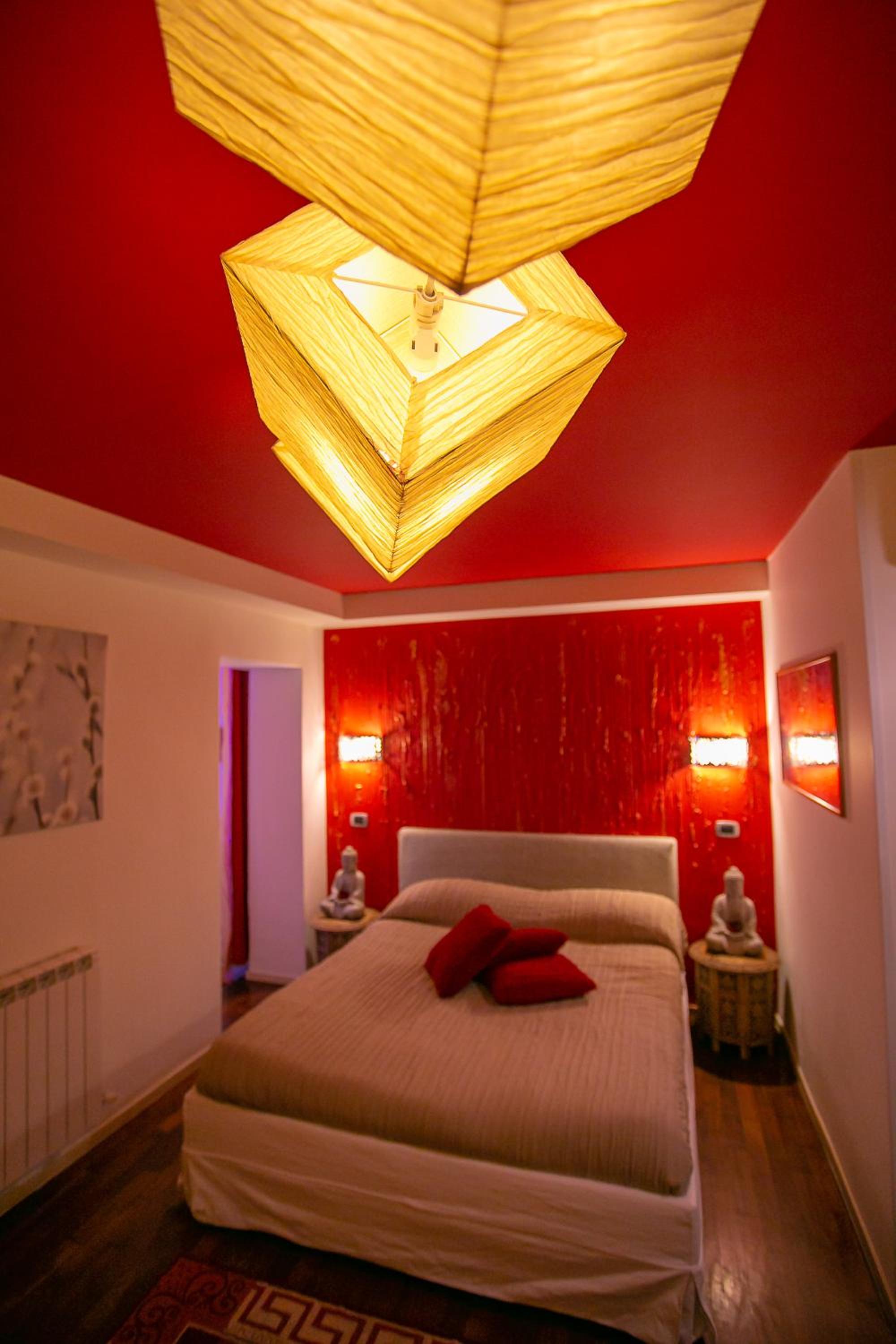 Double Room - Photo 8