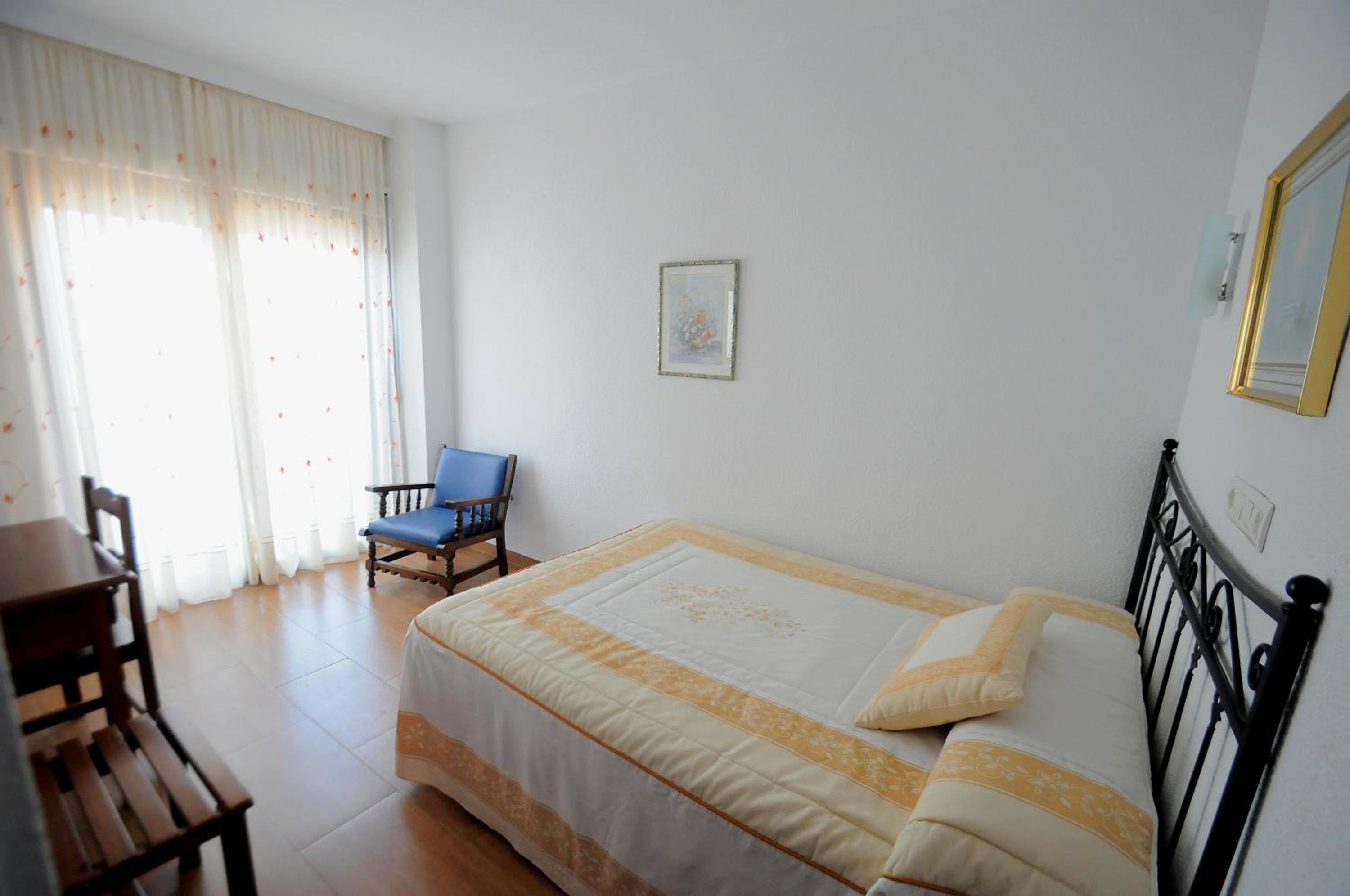 Single Room photo 2