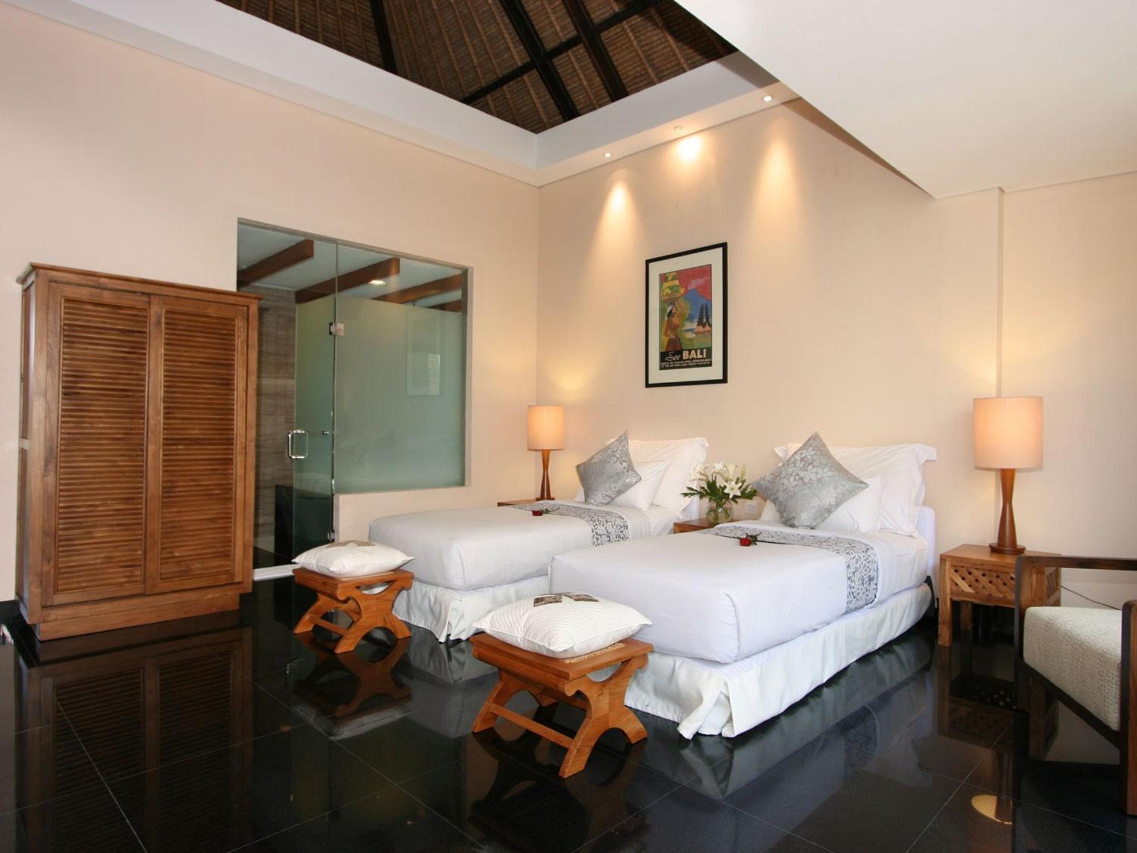 Three-Bedroom Villa with Private Pool and Afternoon Tea - Photo 5