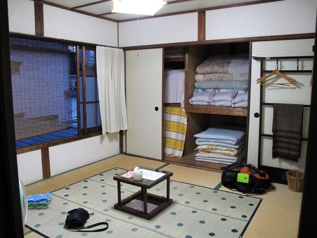 Single Futon in Japanese-Style Male Dormitory Room photo 1