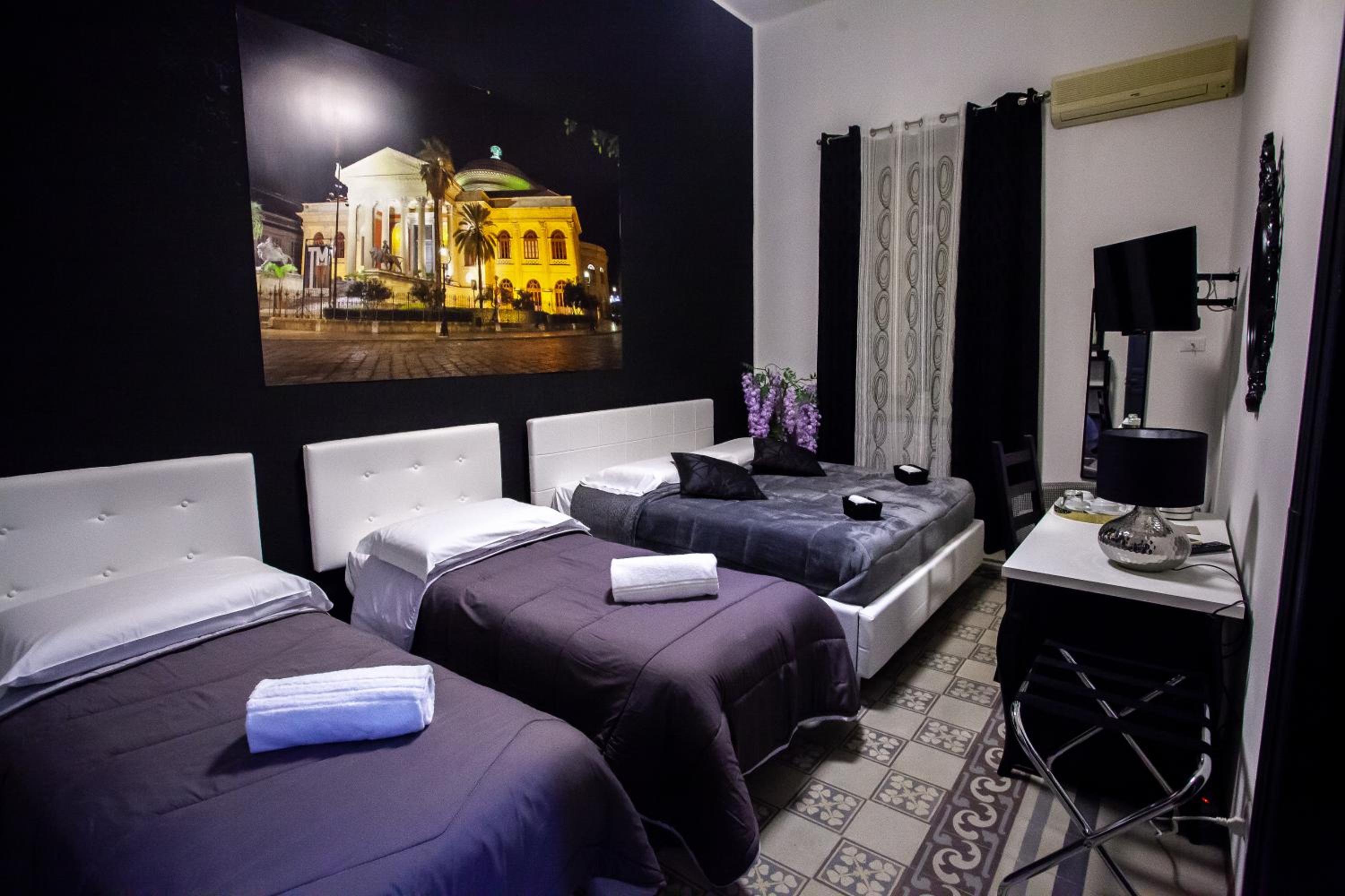 Camera Quadrupla con bagno privato