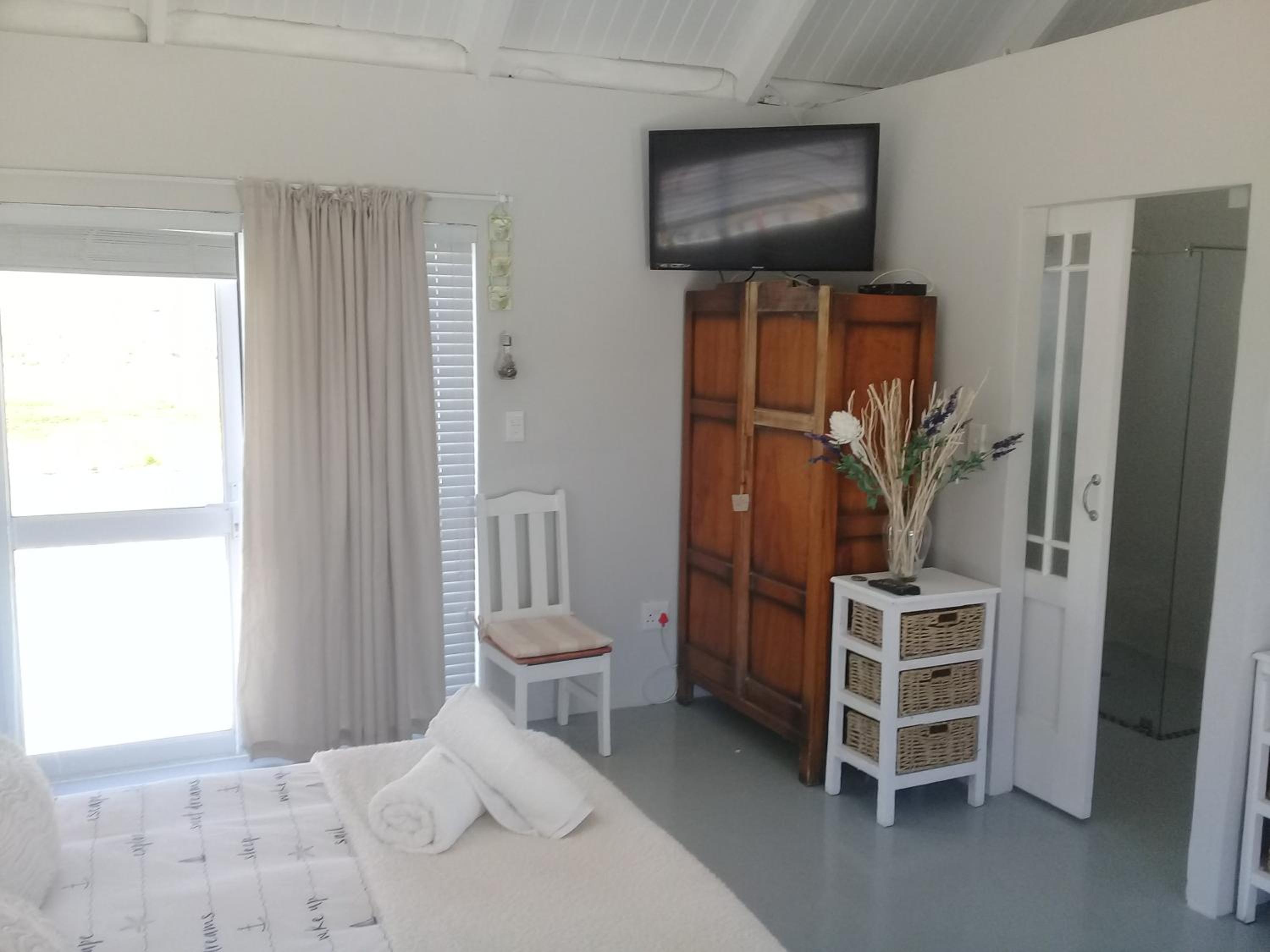 Apartment - Photo 2