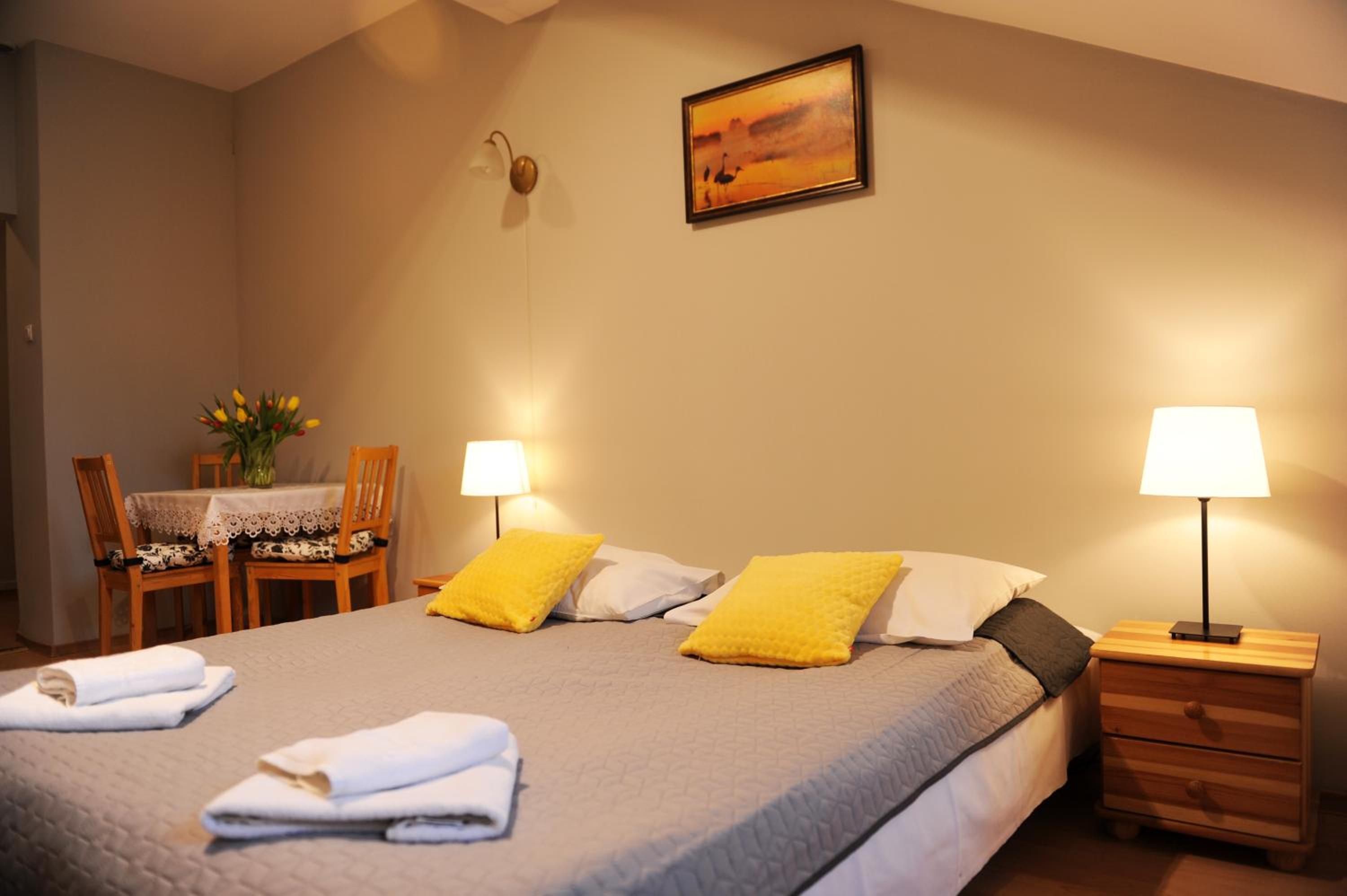 Standard Double Room - Photo 10