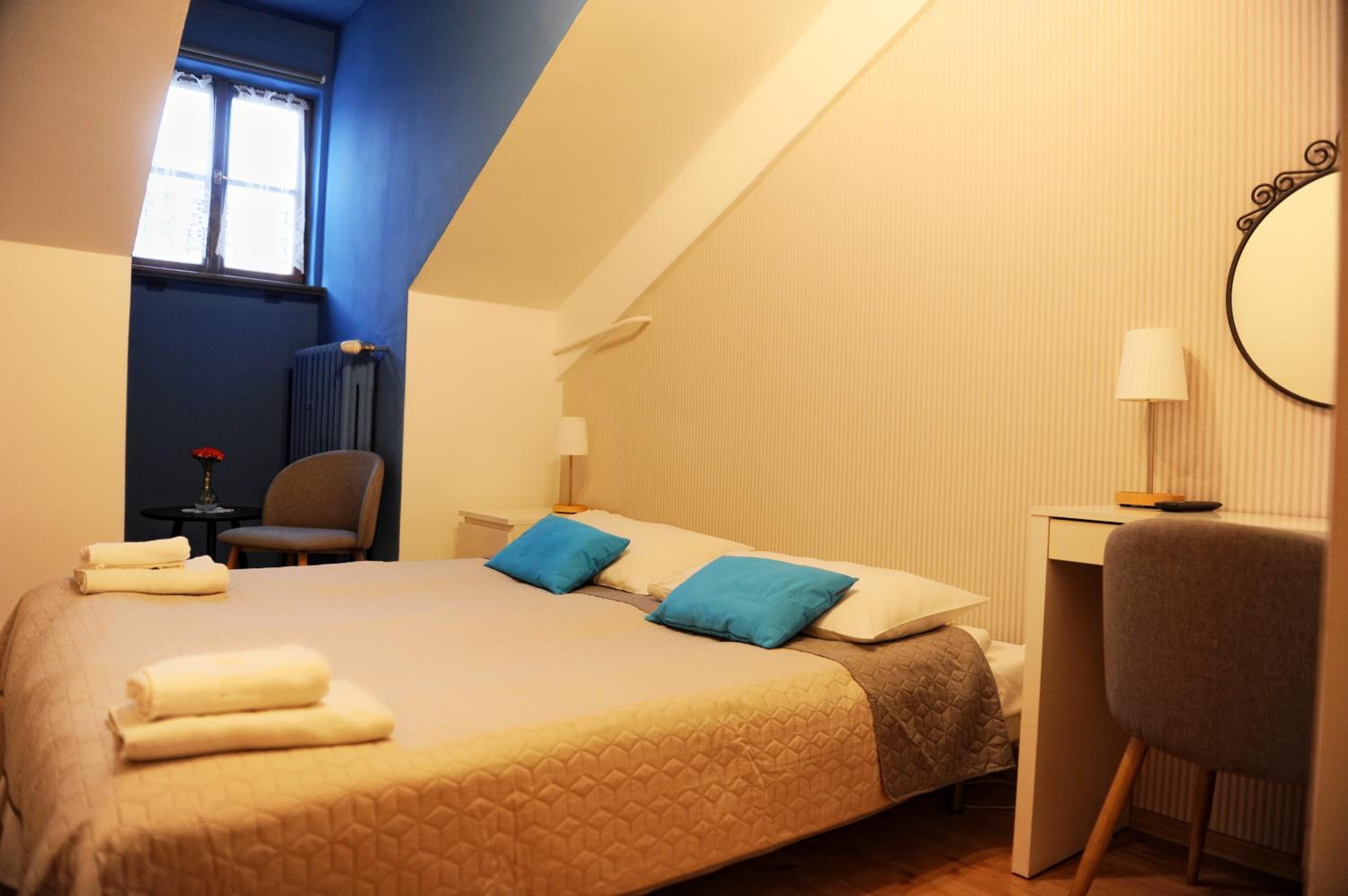 Standard Double Room - Photo 5