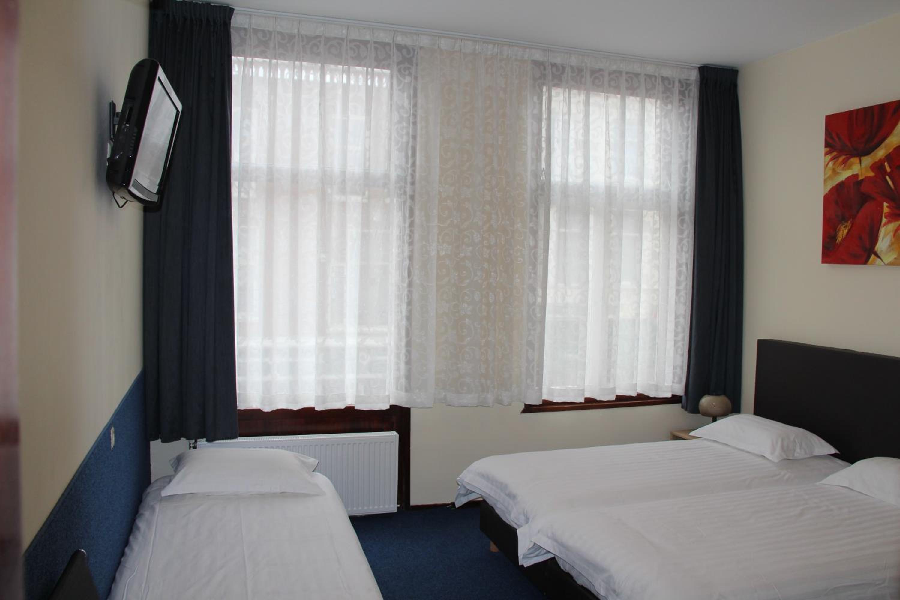 Triple Room - Photo 5