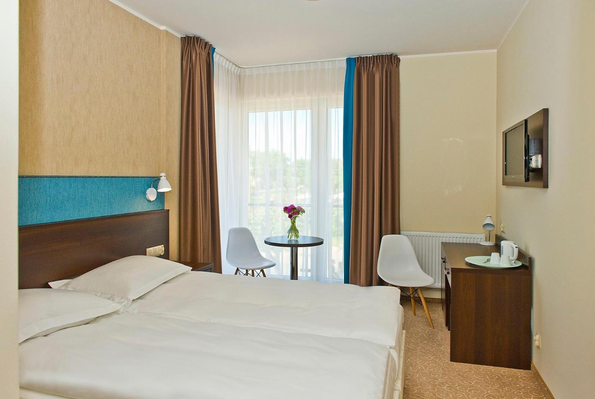 Double or Twin Room - Photo 1