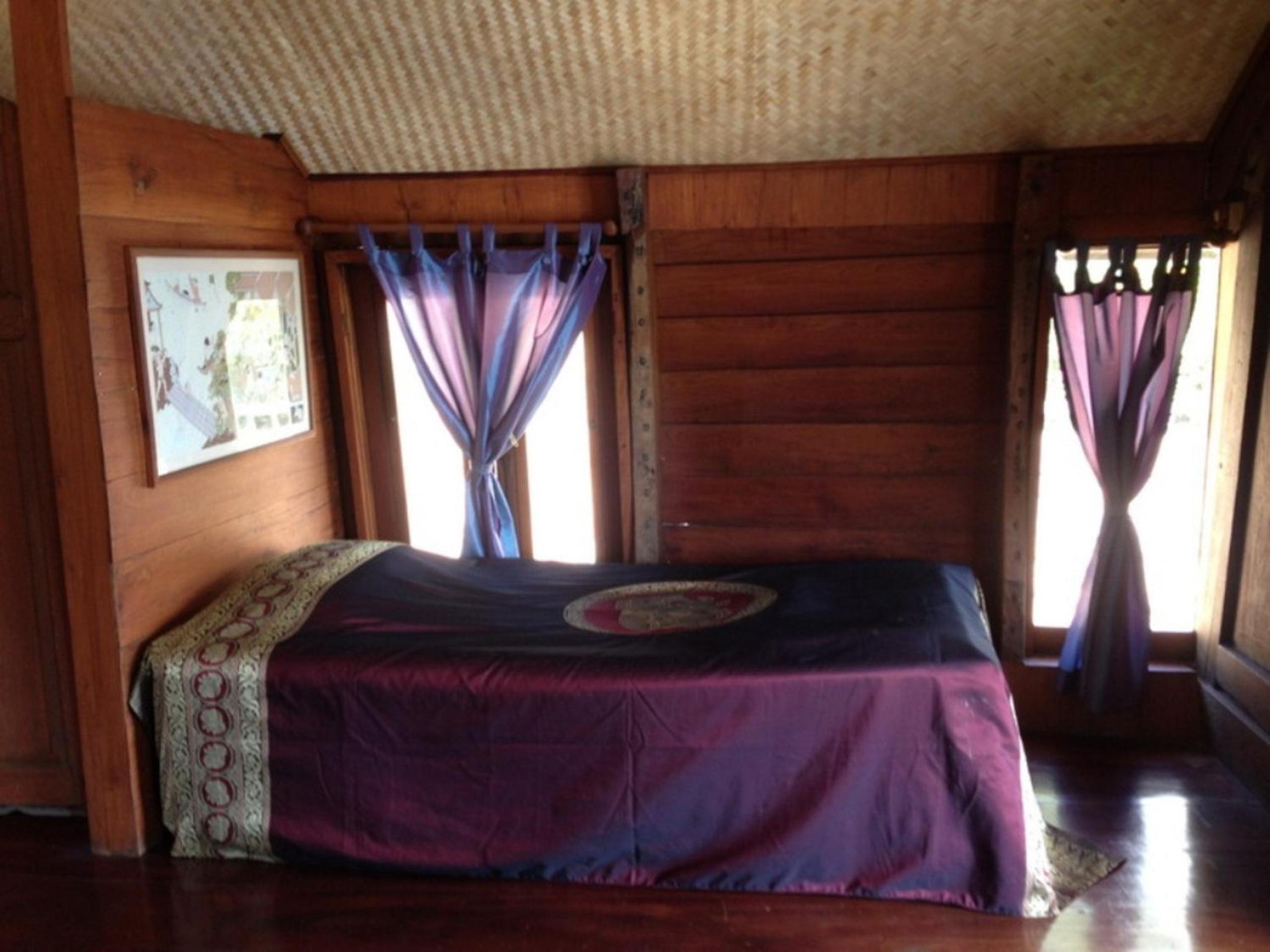 Boat House - Photo 3