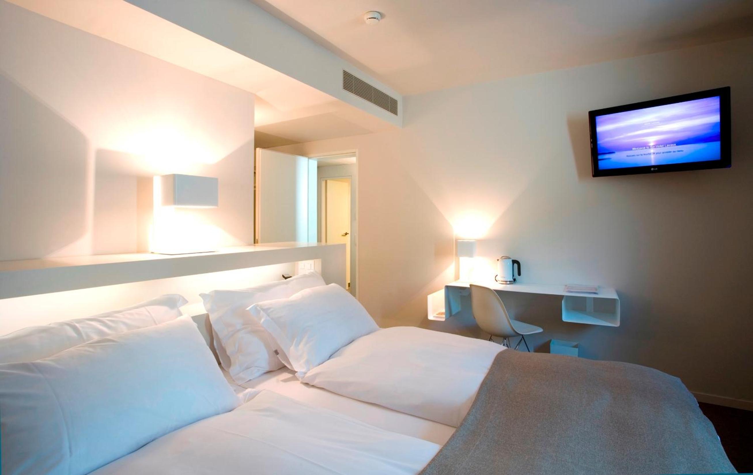 Quadruple Room - Photo 1
