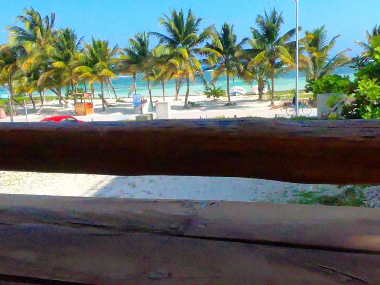 Deluxe Twin Room with Sea View - Photo 19