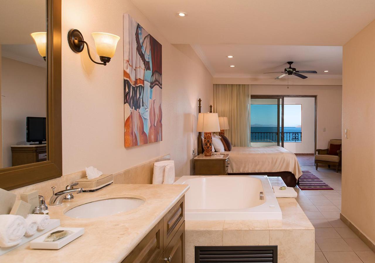 ROYAL THREE BEDROOM PENTHOUSE