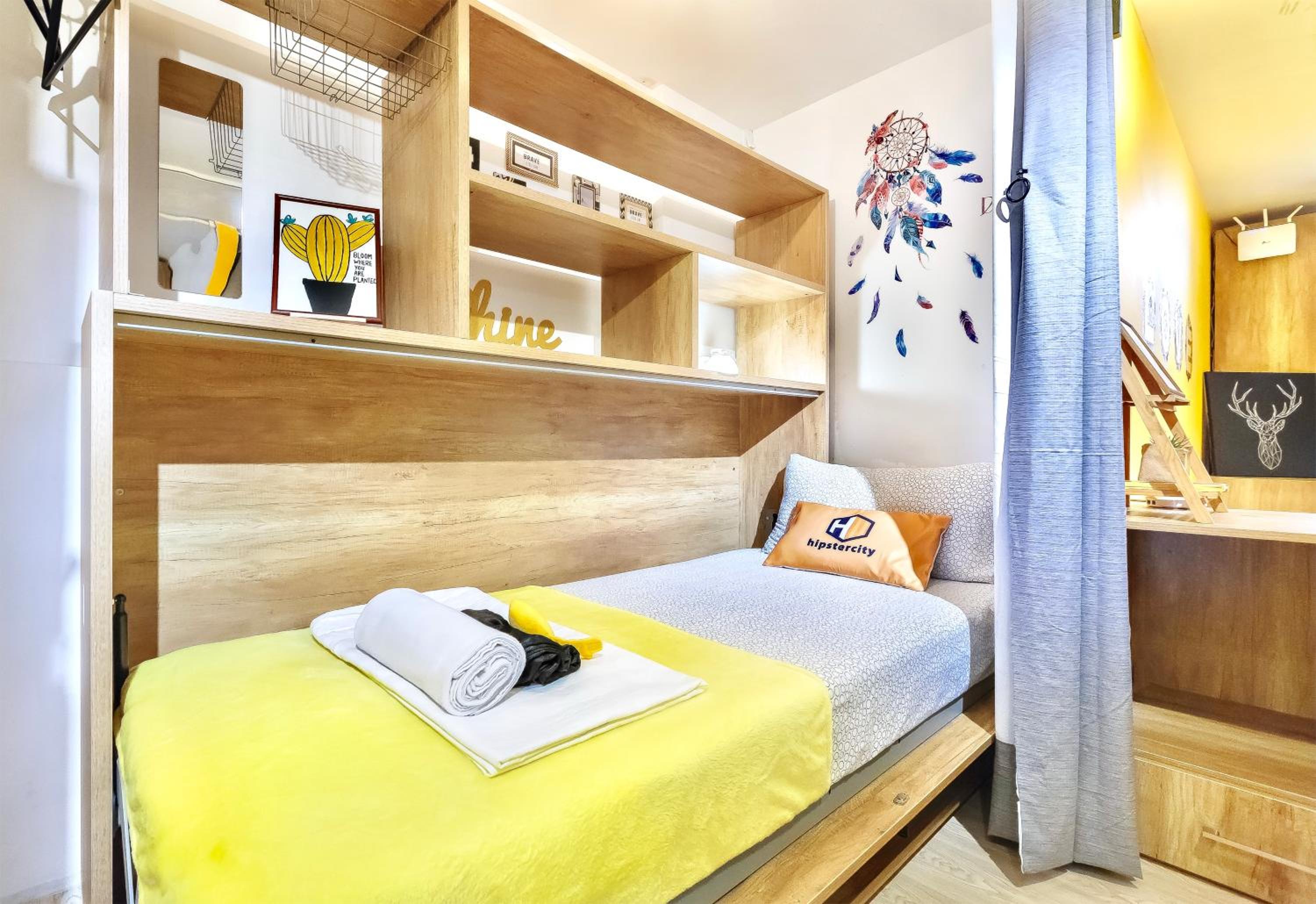 Single Bed in Dorm with Shared Bath photo 2