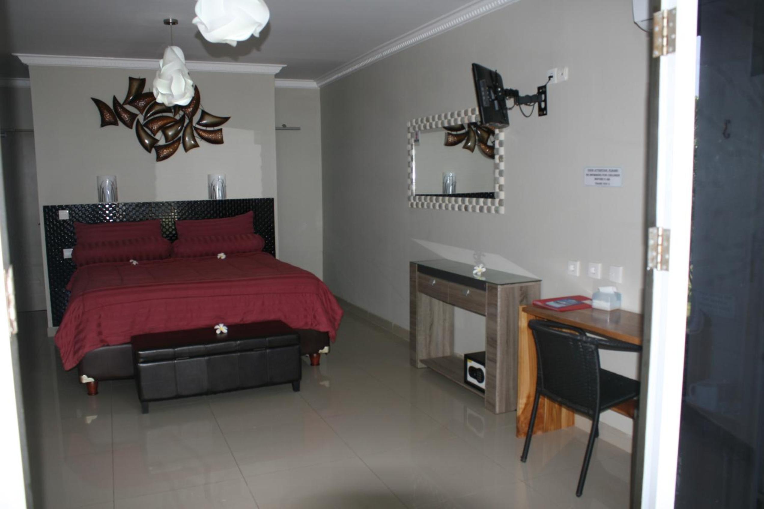 Deluxe Double Room with Sea View - Photo 5