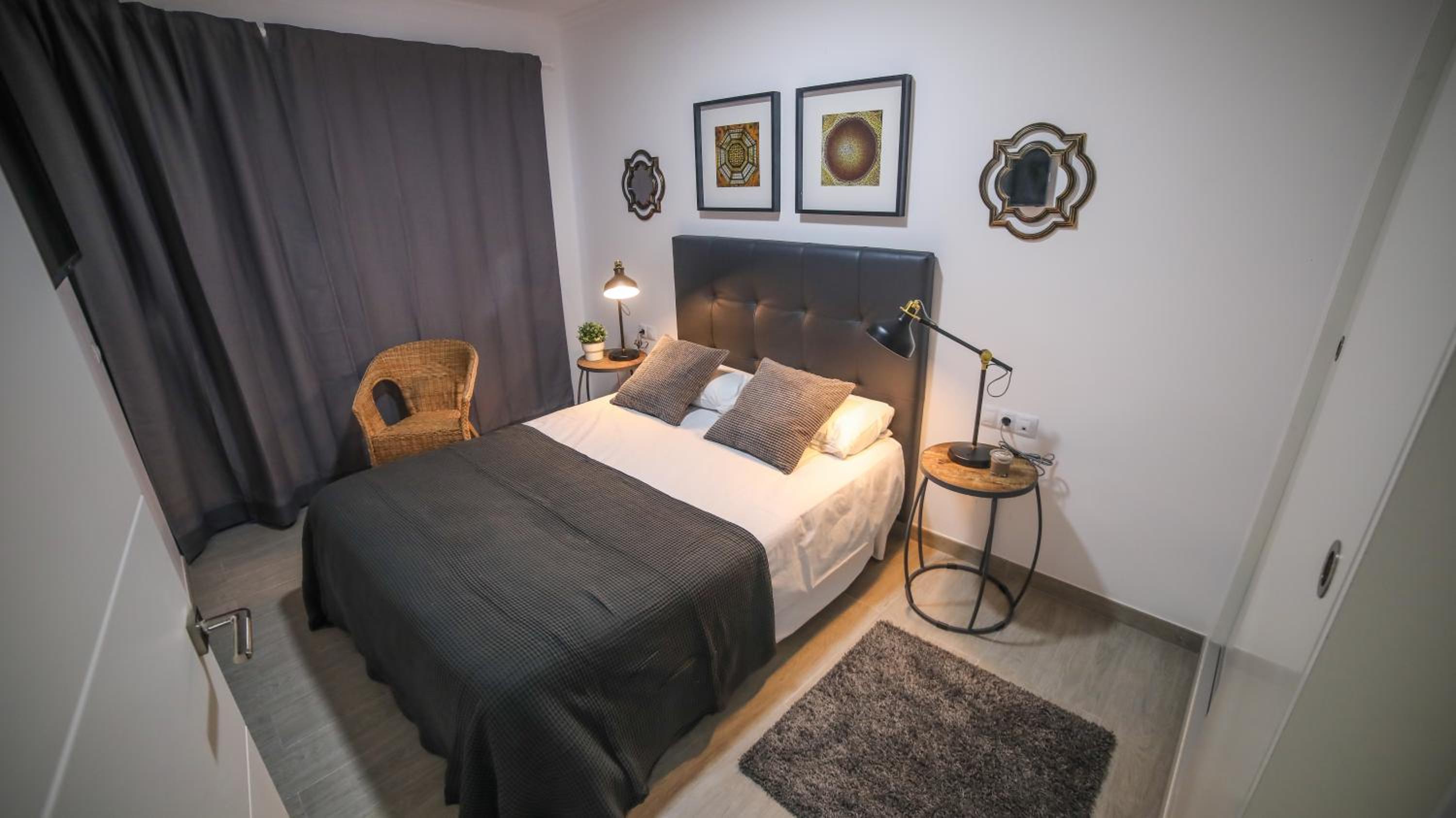 Two-Bedroom Apartment - Photo 7