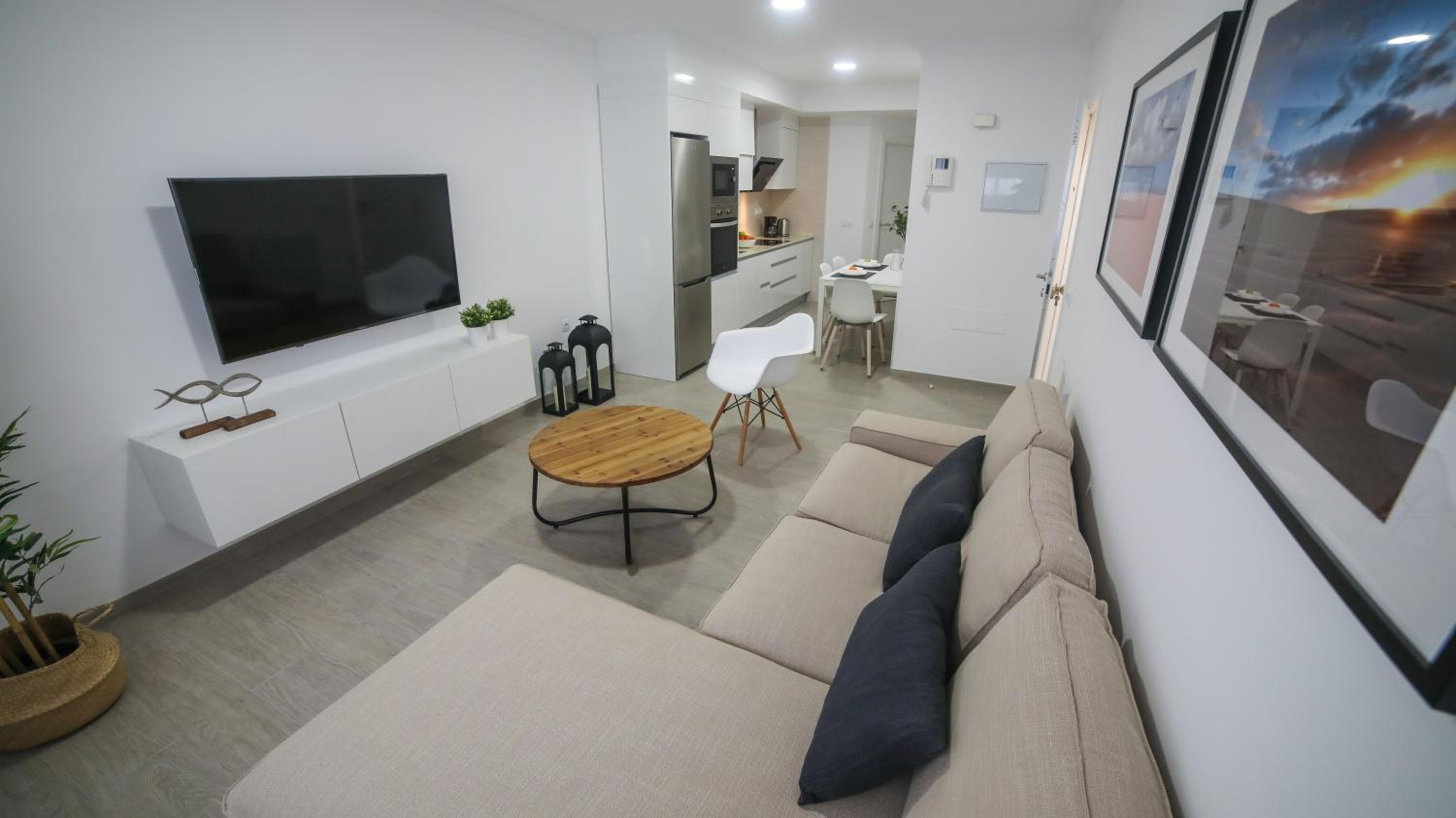 Two-Bedroom Apartment - Photo 9
