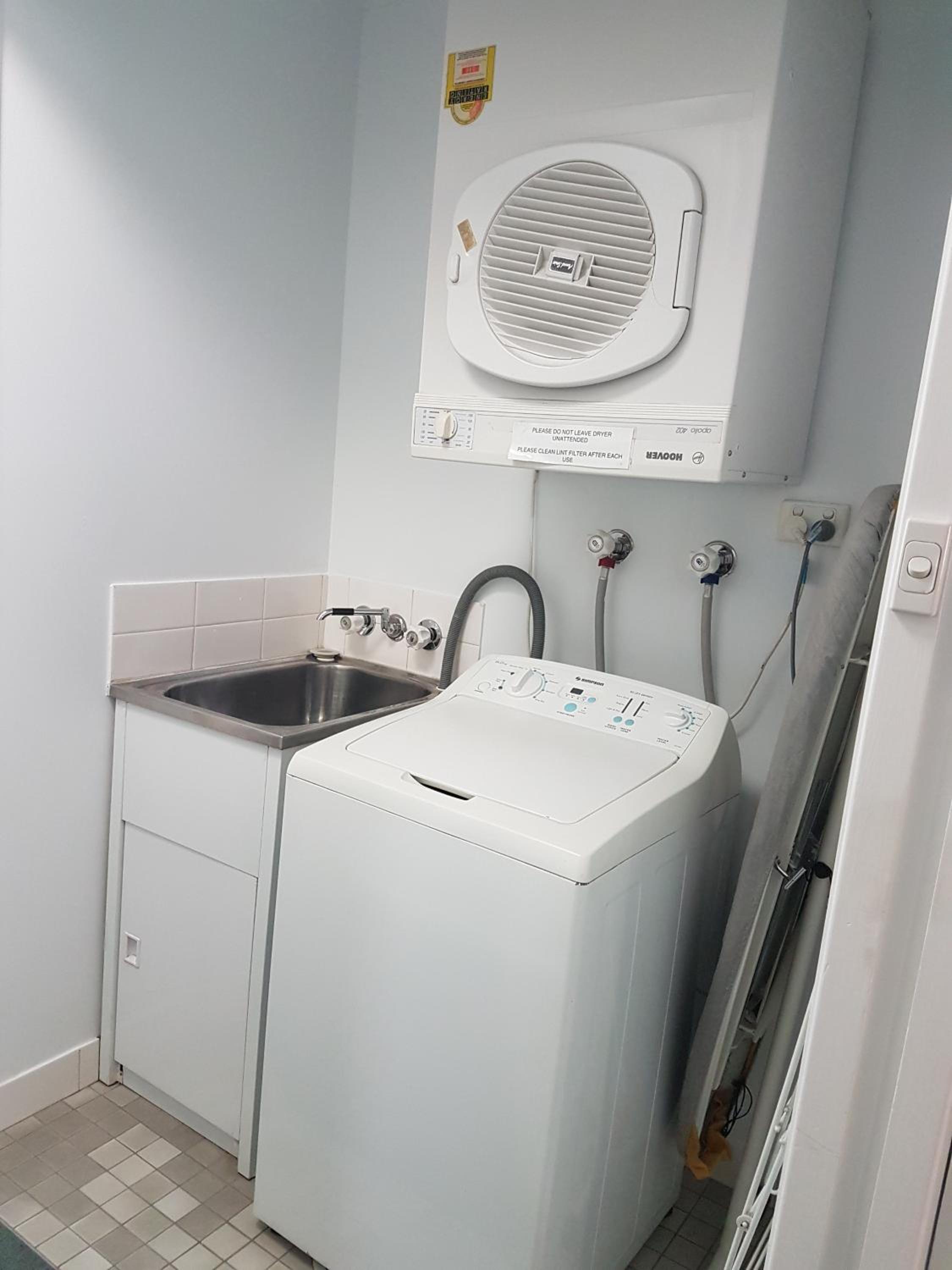 Two-Bedroom Apartment - Photo 2