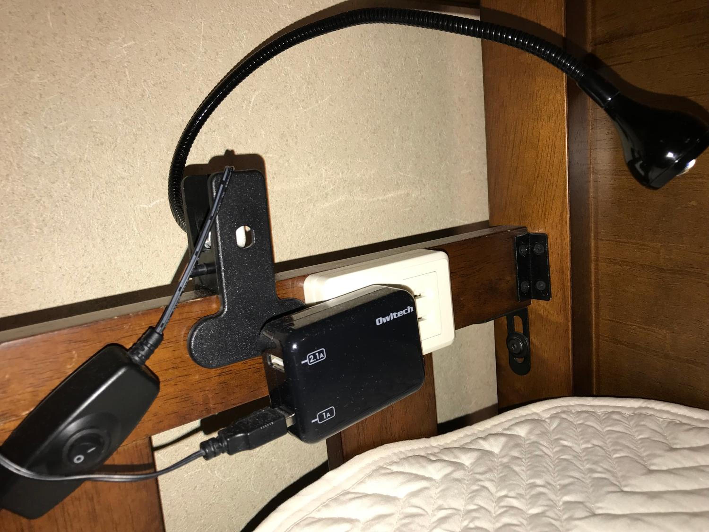 Bunk Bed in 6-Bed Mixed Dormitory Room, photo 7