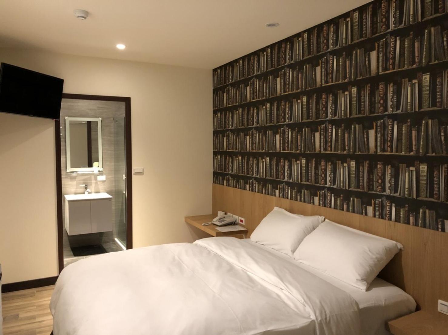 Standard Double Room - No Window